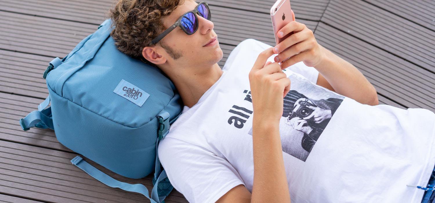 Cabinzero Mini Ultra Light Cabin Bag With Luggage Trackers 28L (Aruba Blue)