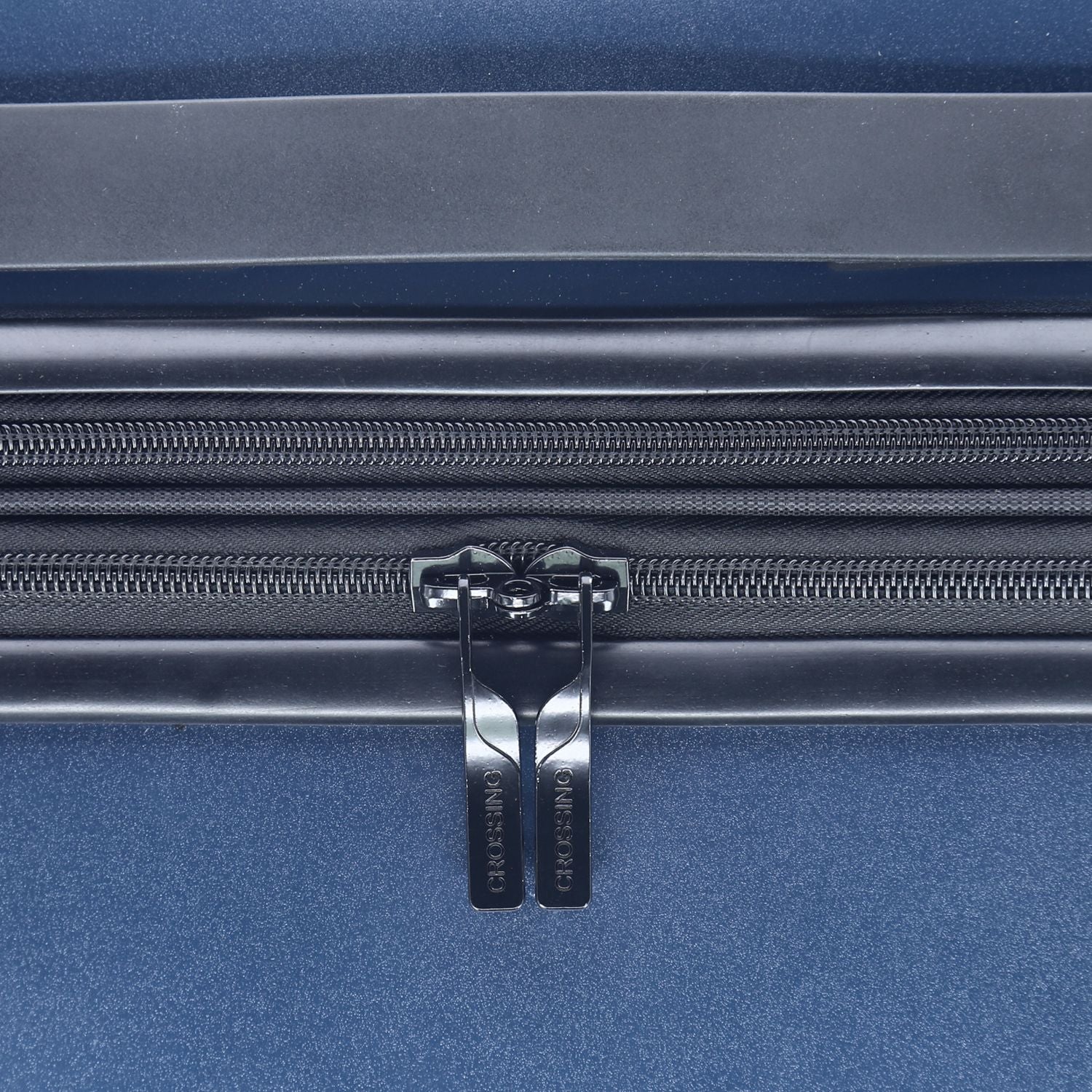 Crossing Wanderer Polycarbonate Expandable 24" Medium Luggage Spinner - Gun Metal