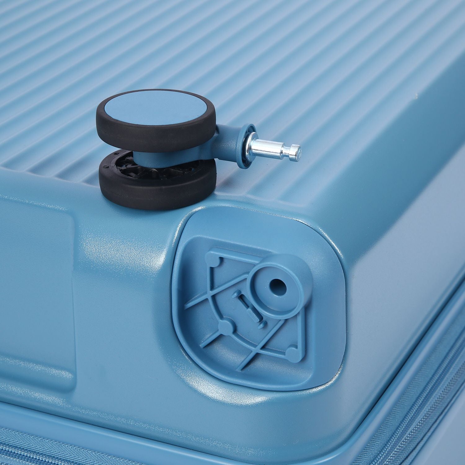 Crossing Vive Polycarbonate Expandable Medium Luggage T25 - Blue