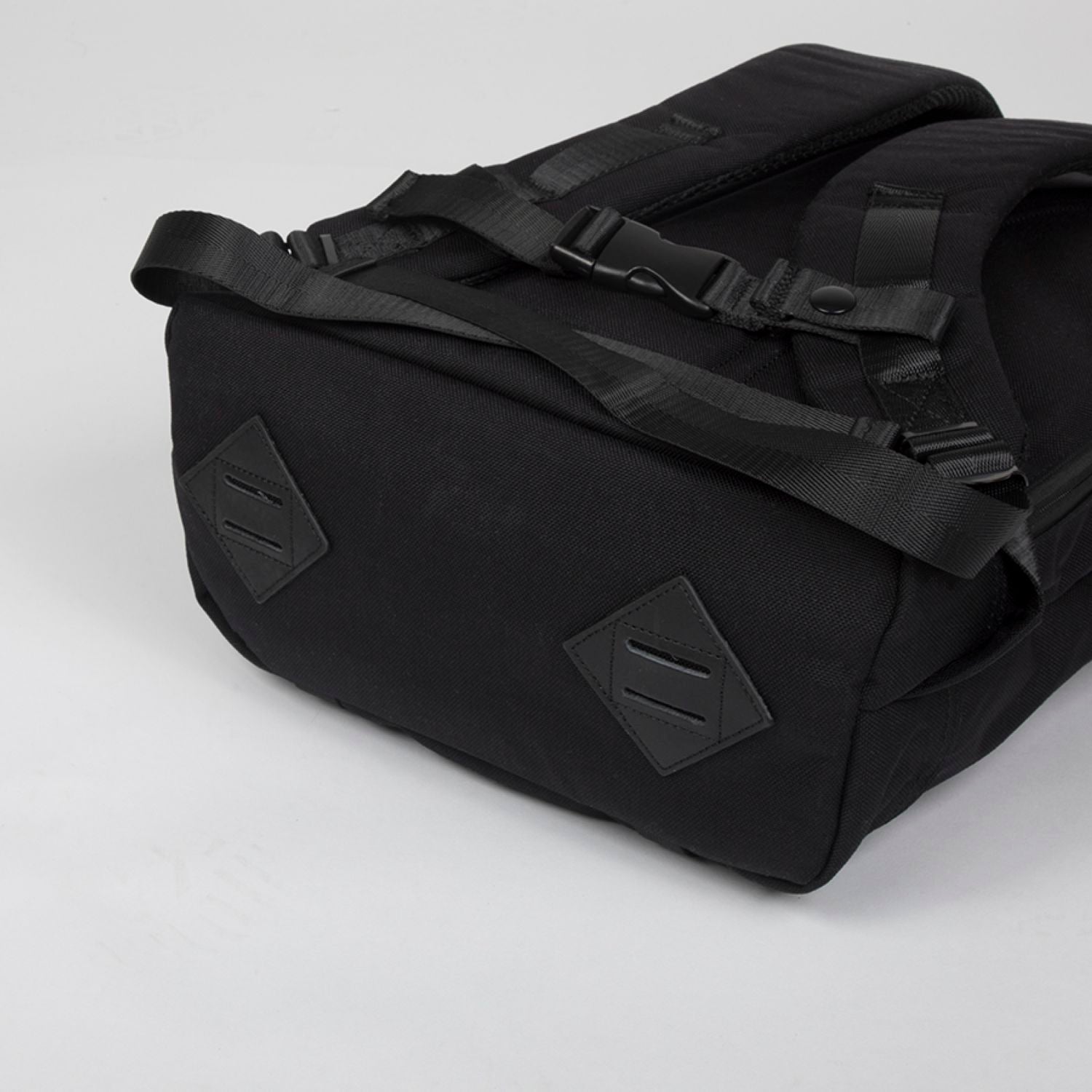 Doughnut Christopher Nylon Black Series - Black