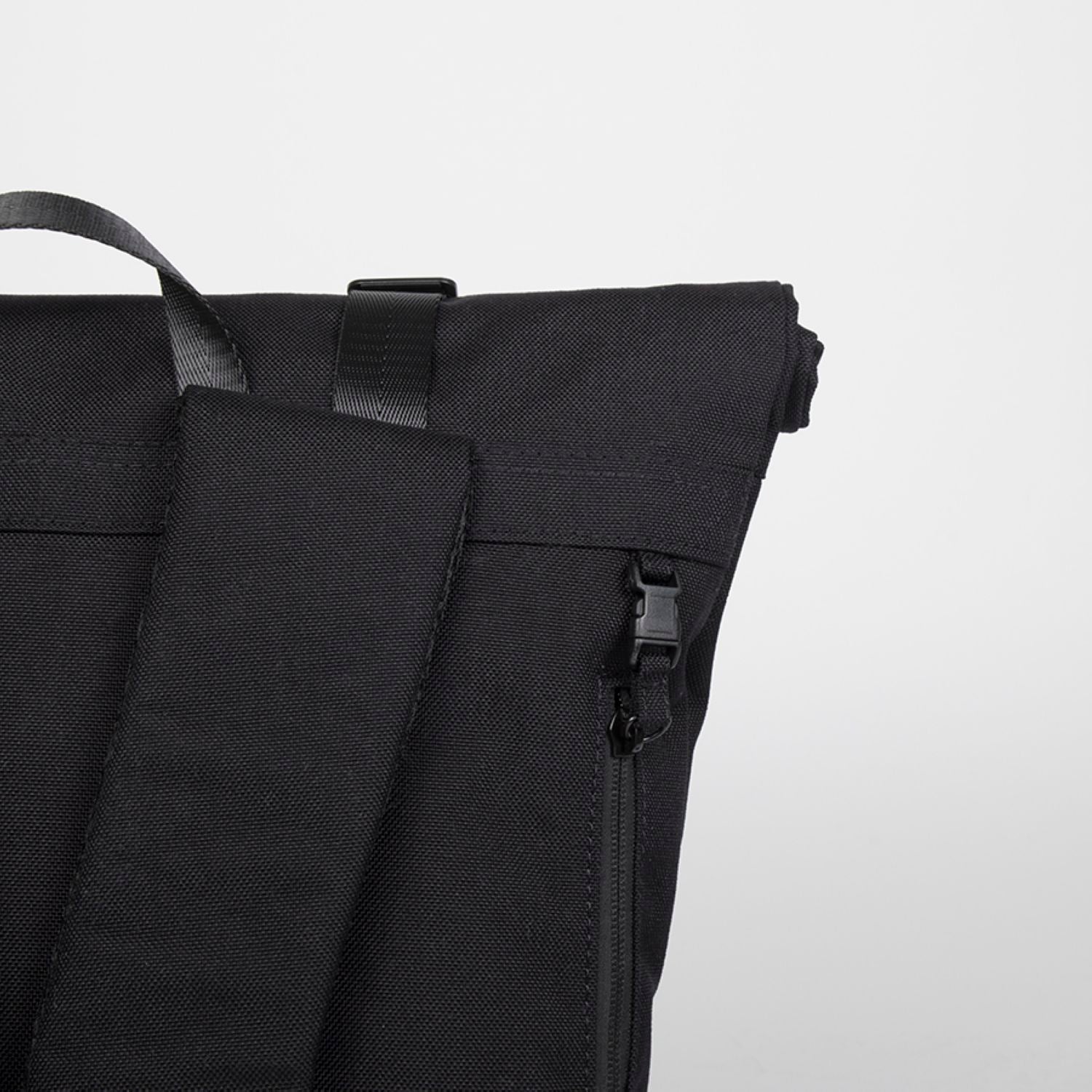 Doughnut Christopher Nylon Black Series - Black