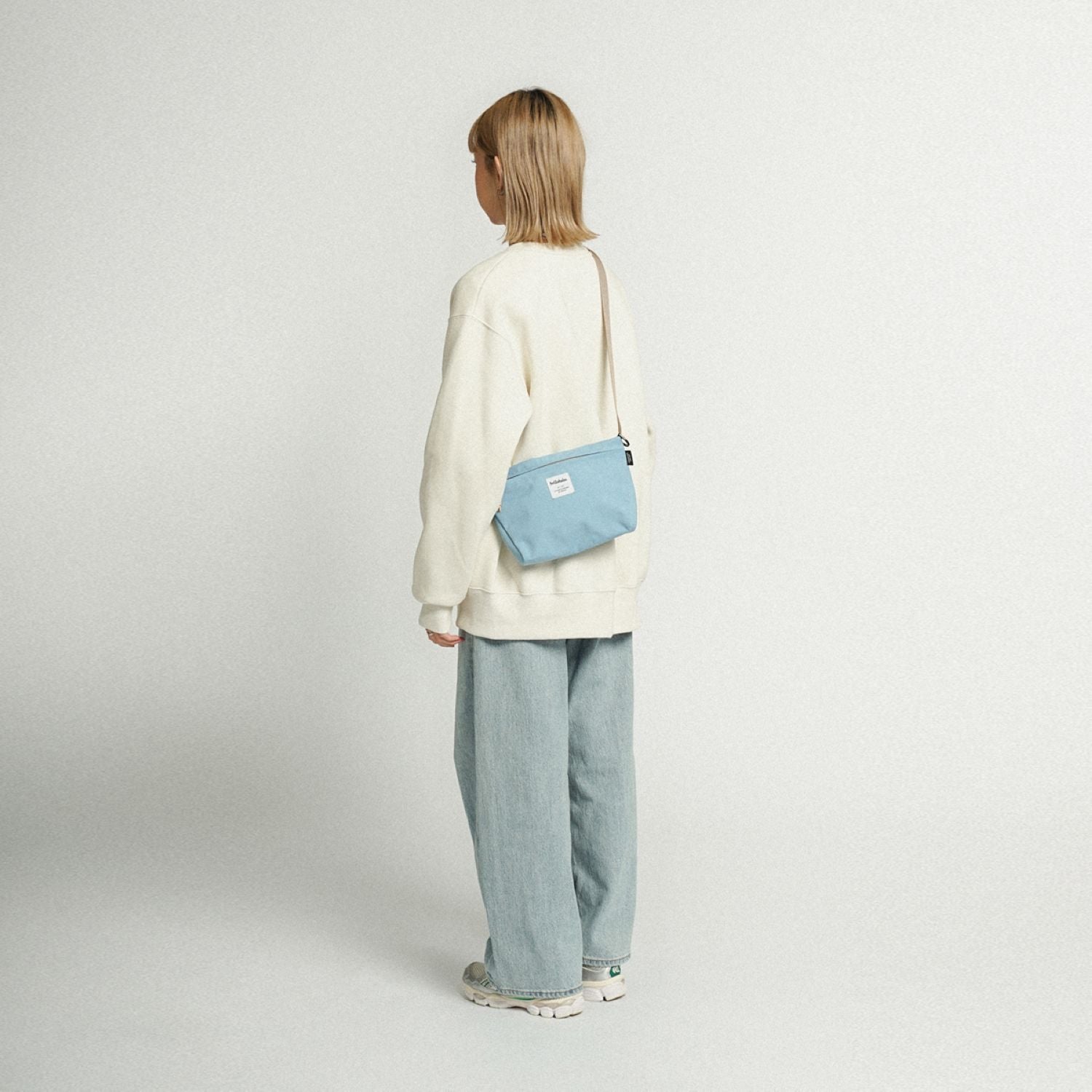 Hellolulu Cana Compact Utility Bag Recycled (Prama Blue)