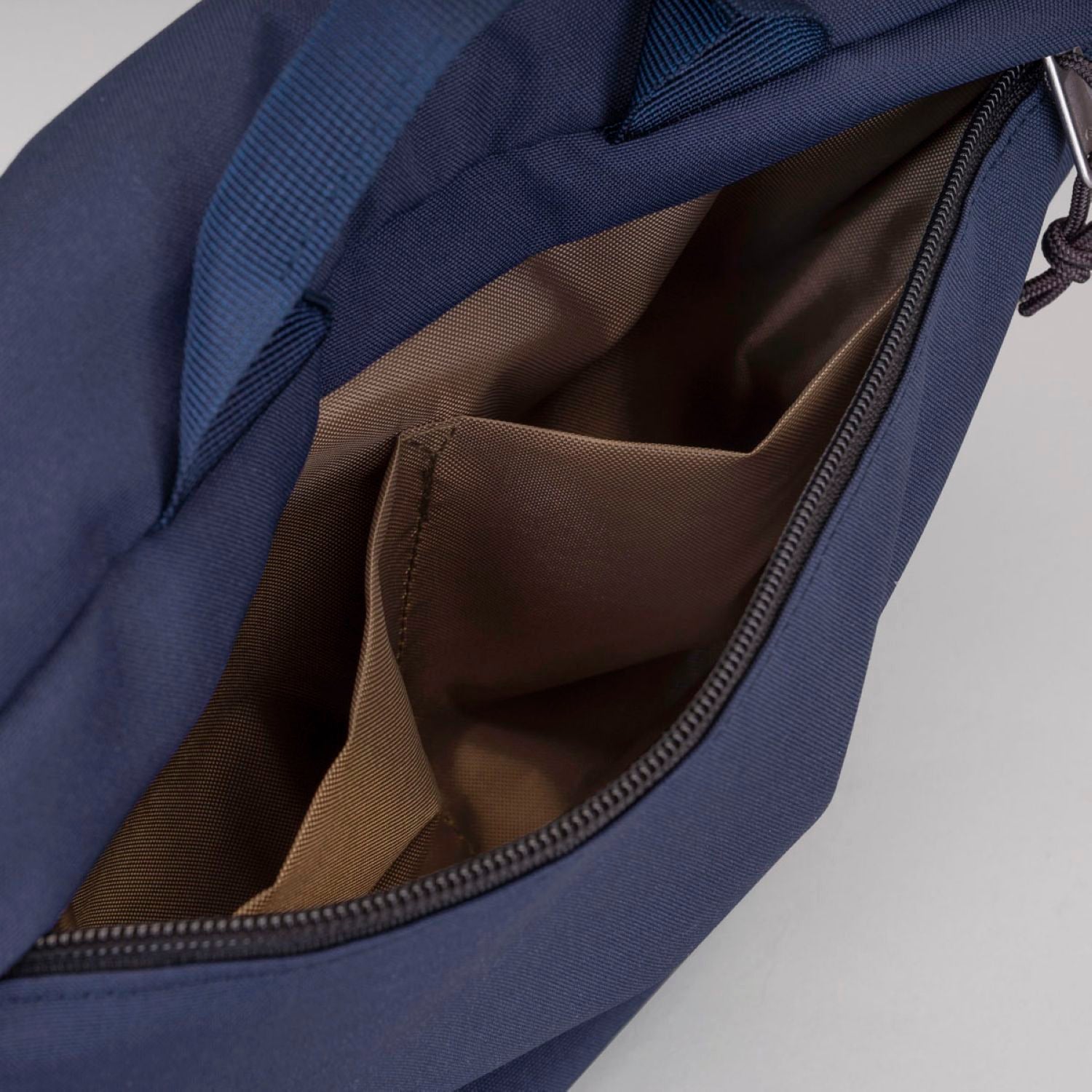 Hellolulu Kasen Shoulder Bag (Dark Blue)