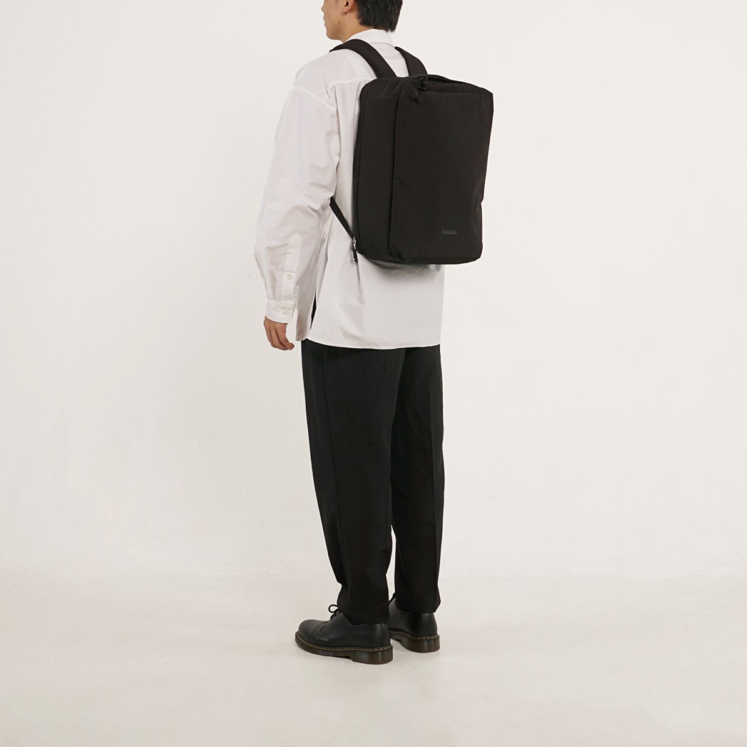 Hellolulu Kell 3-Way Briefpack Recycled (Off Black)