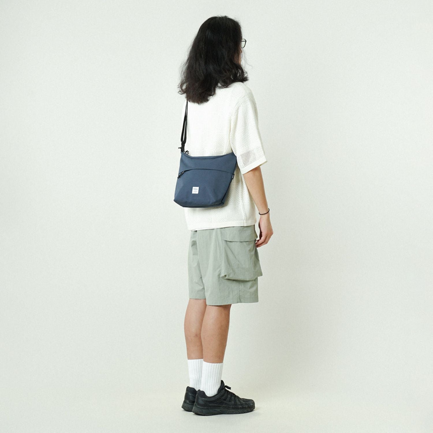 Hellolulu Lucas Wide Zip Shoulder Bag (Dark Sapphire)