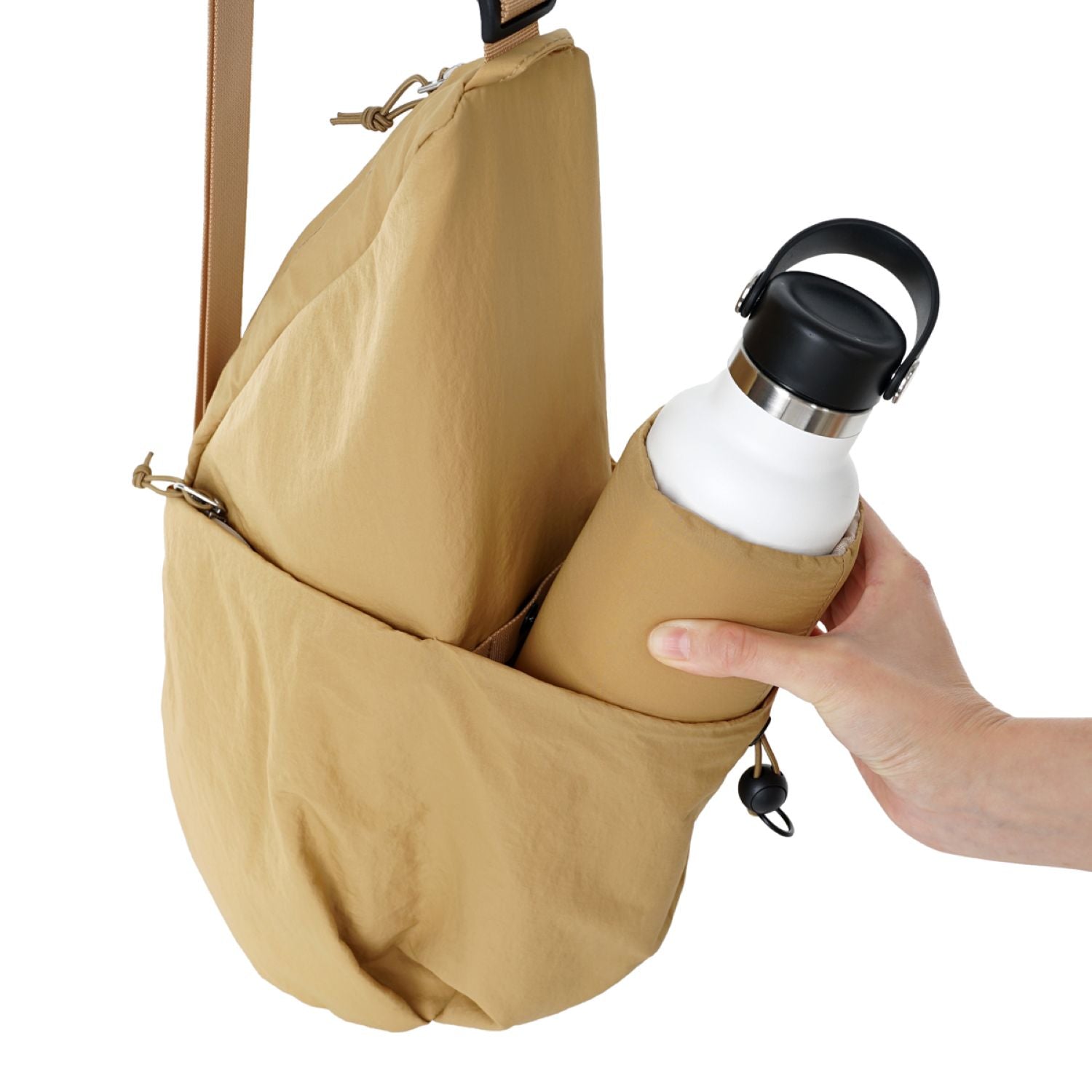 Hellolulu Remi Anywhere Sling Bag (Light Walnut)
