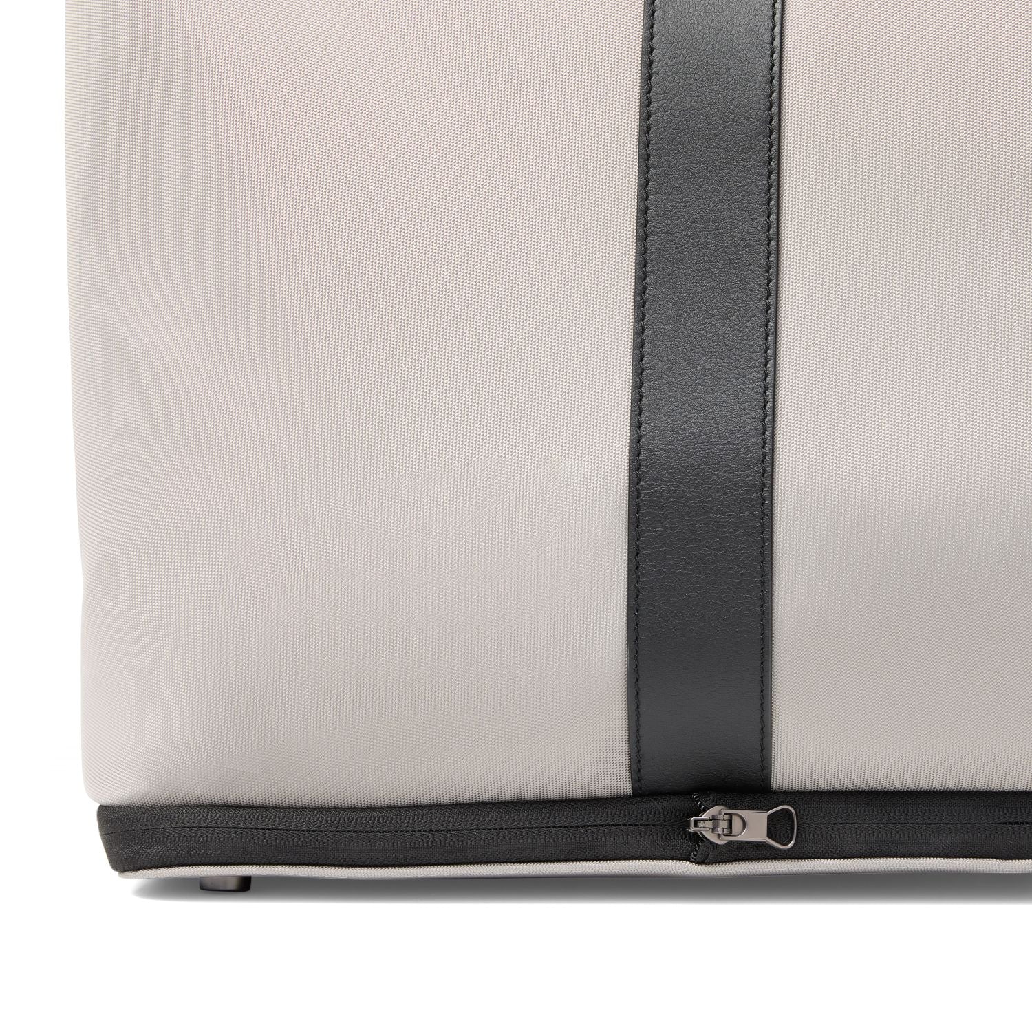 July Volume+ Weekender (Cabin) - Grey