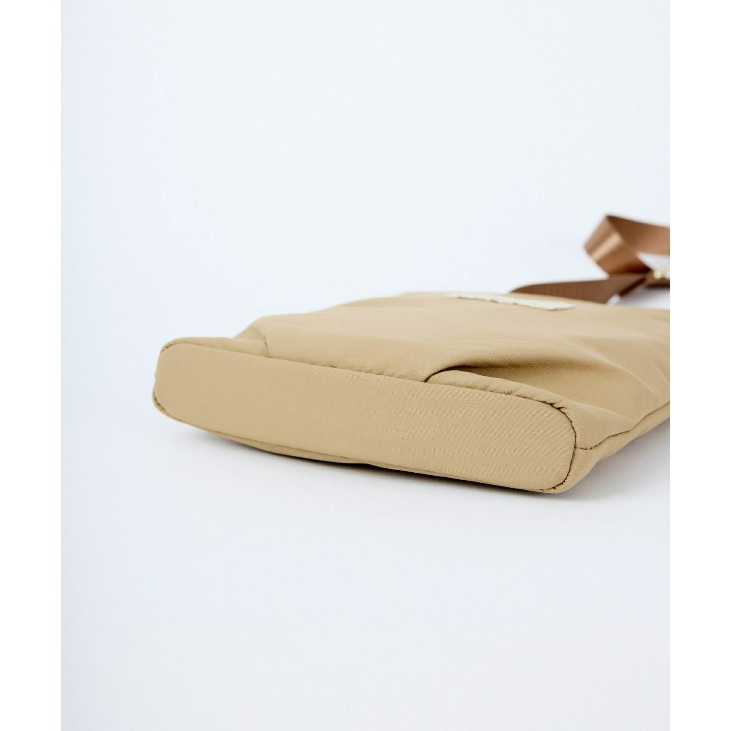 Legato Largo Fuwari Smart Phone Shoulder Bag (Black)