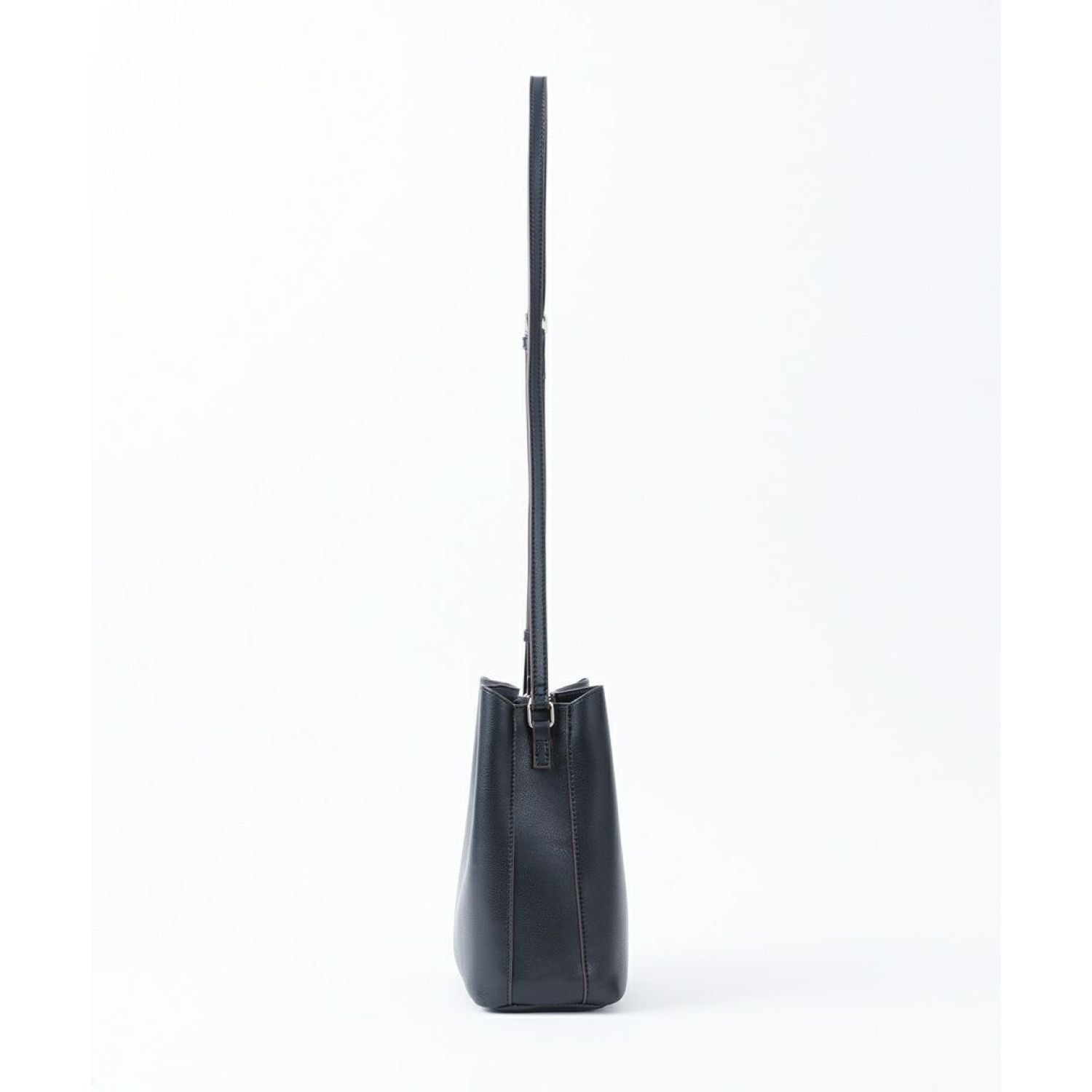 Legato Largo Light Weight Series Vertical Shoulder Bag (Black)