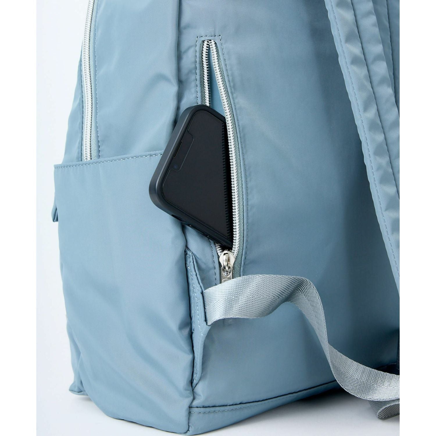Legato Largo Silky A4 Backpack (Light Blue)