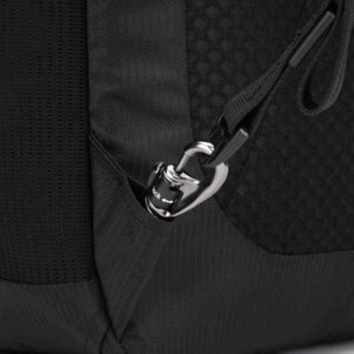 Pacsafe LS450 Anti-Theft Backpack (Black)