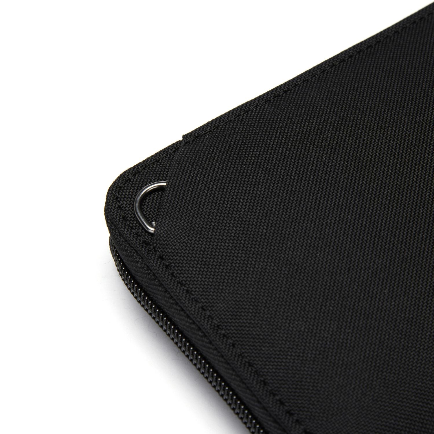 Pacsafe RFIDsafe Continental Wallet - Jet Black