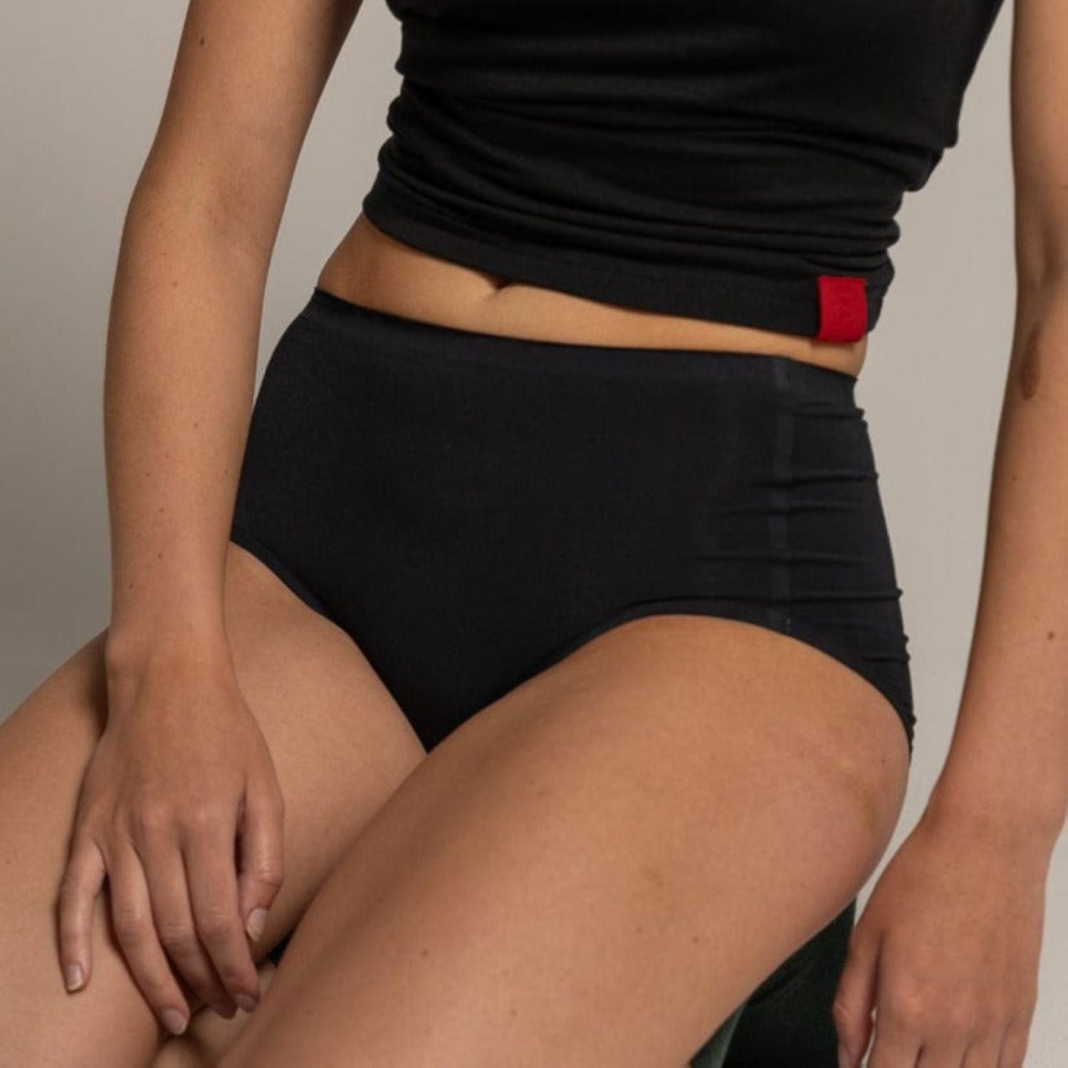 Paire BioTracker Mid Waisted Full Brief (Nude) - S