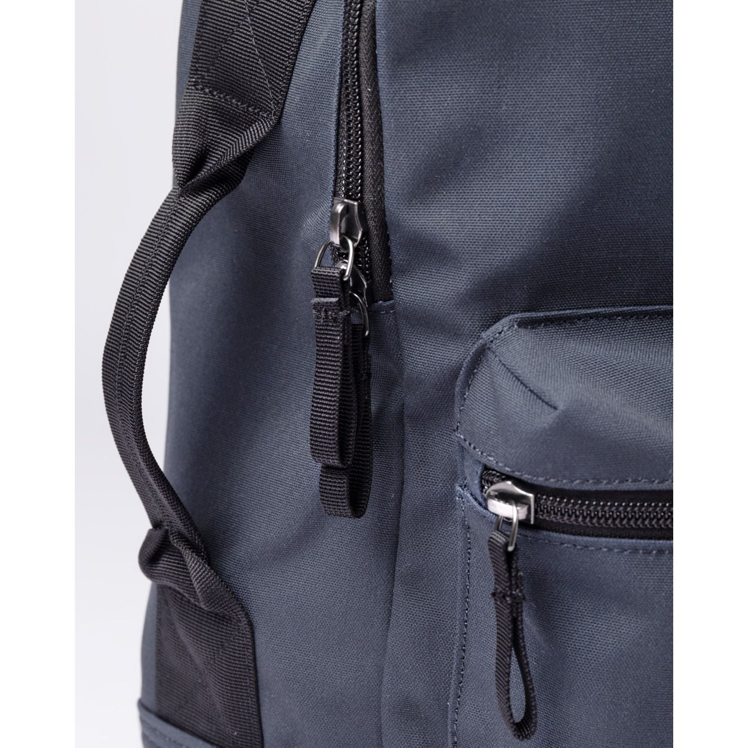 Sandqvist August Backpack - Navy W/Black Webbing