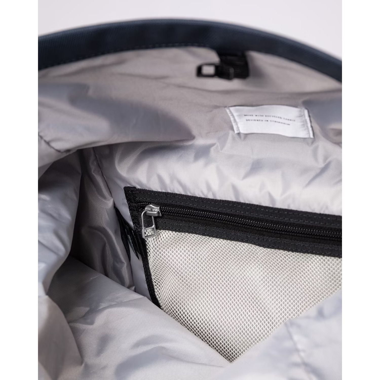 Sandqvist Bernt Backpack - Multi Black/Navy