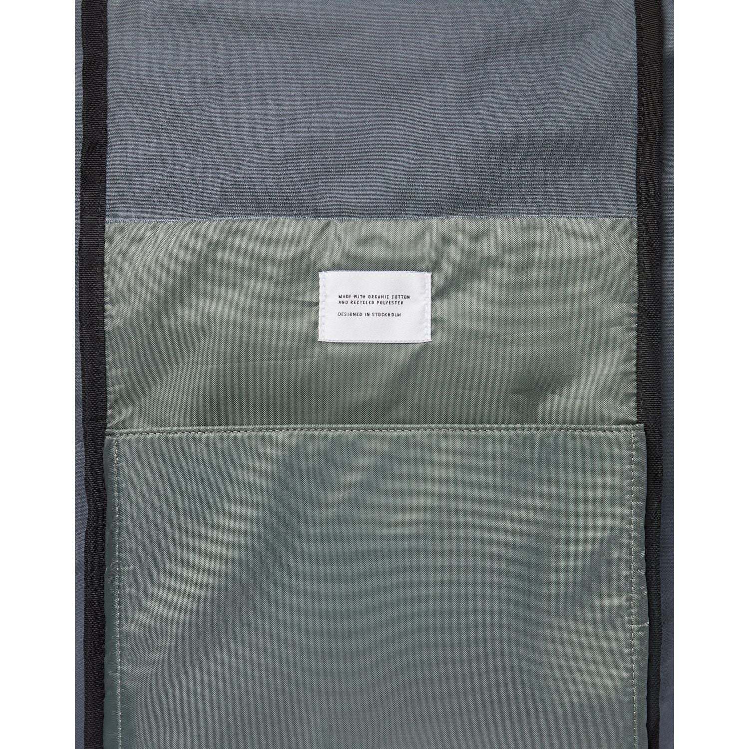 Sandqvist Dante Backpack - Dark Slate W/ Black Leather
