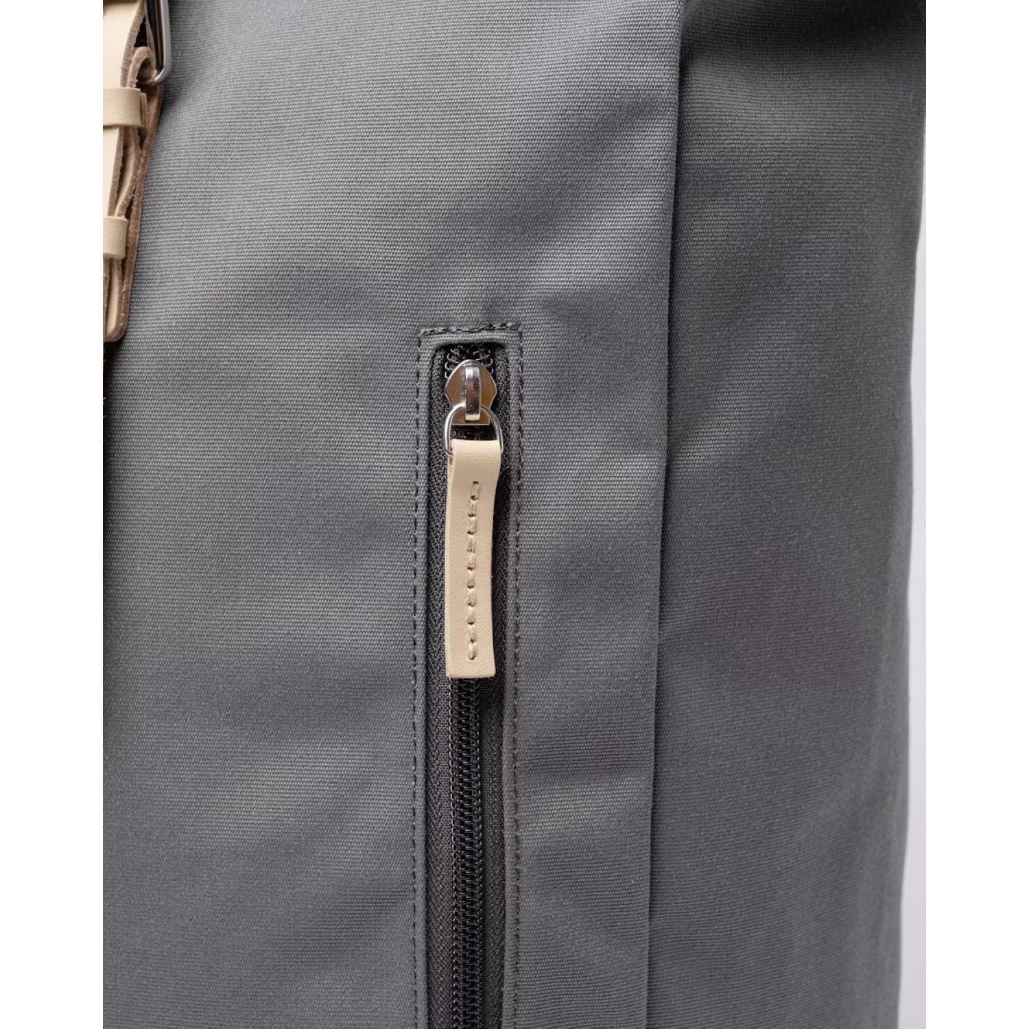 Sandqvist Dante Backpack - Stone Grey W/ Natural Leather