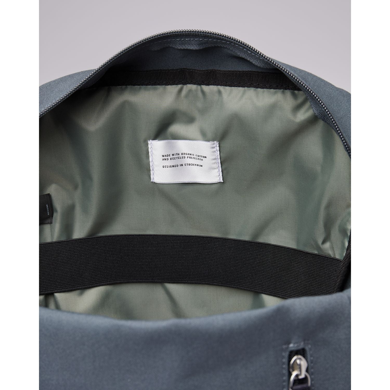 Sandqvist Knut Backpack - Dark Slate W/ Navy Webbing – The Planet Traveller
