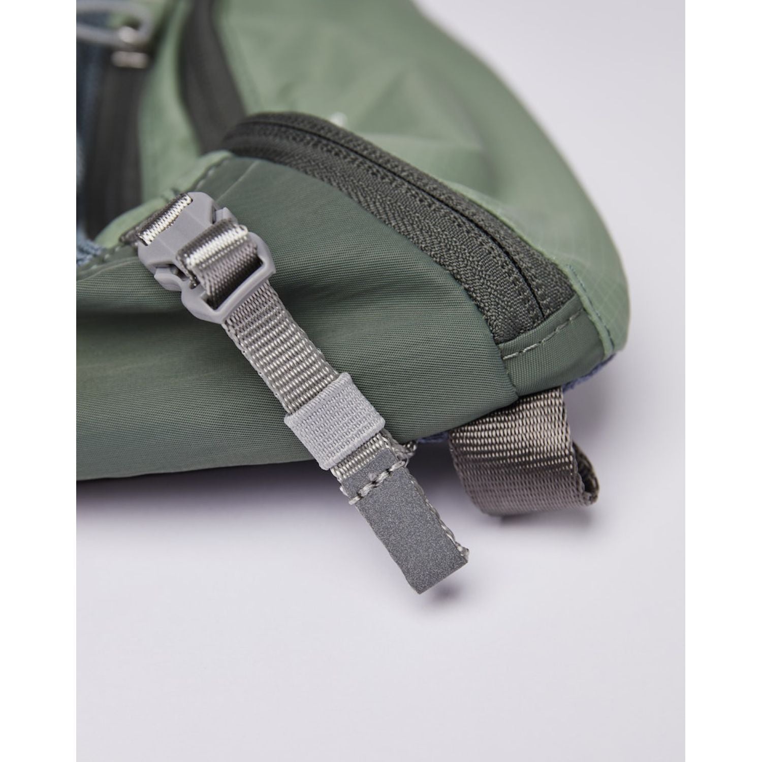 Sandqvist Lo Sling - Multi Lichen Green