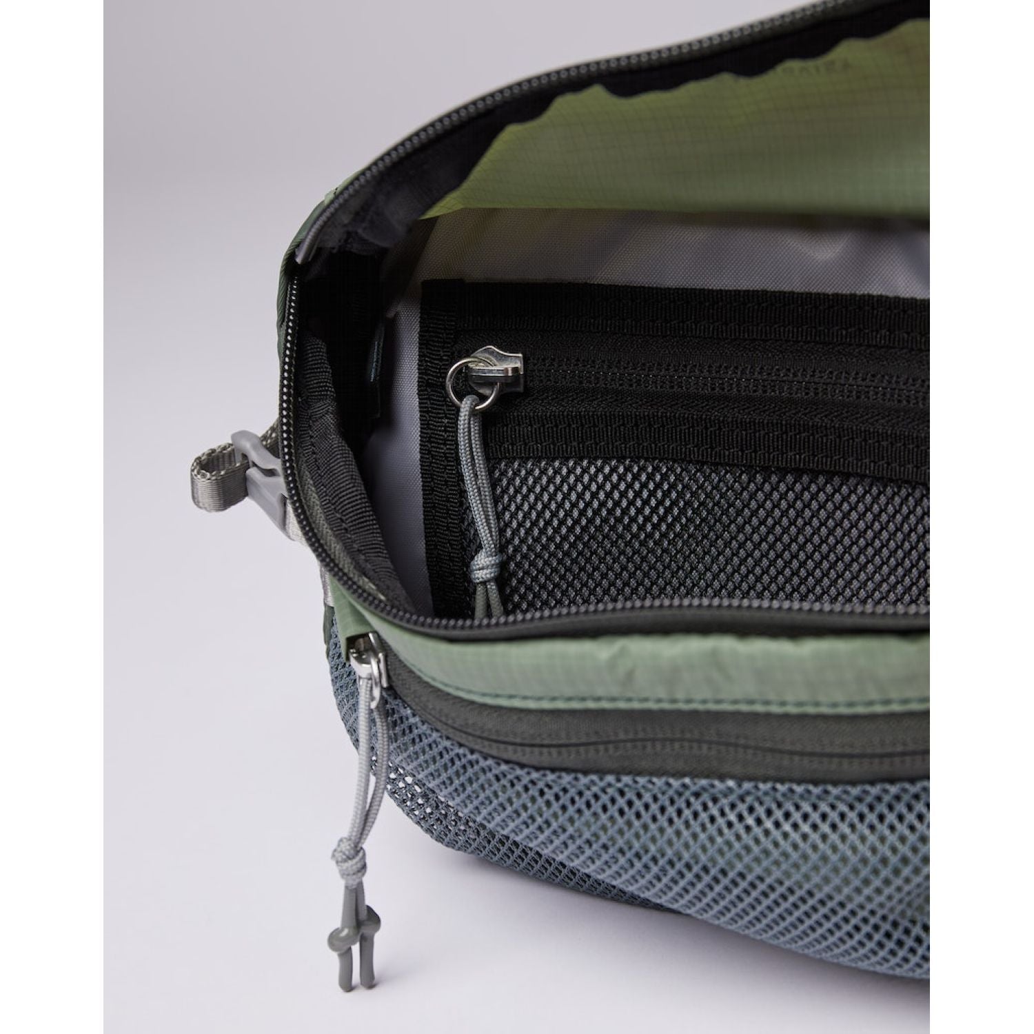 Sandqvist Lo Sling - Multi Lichen Green