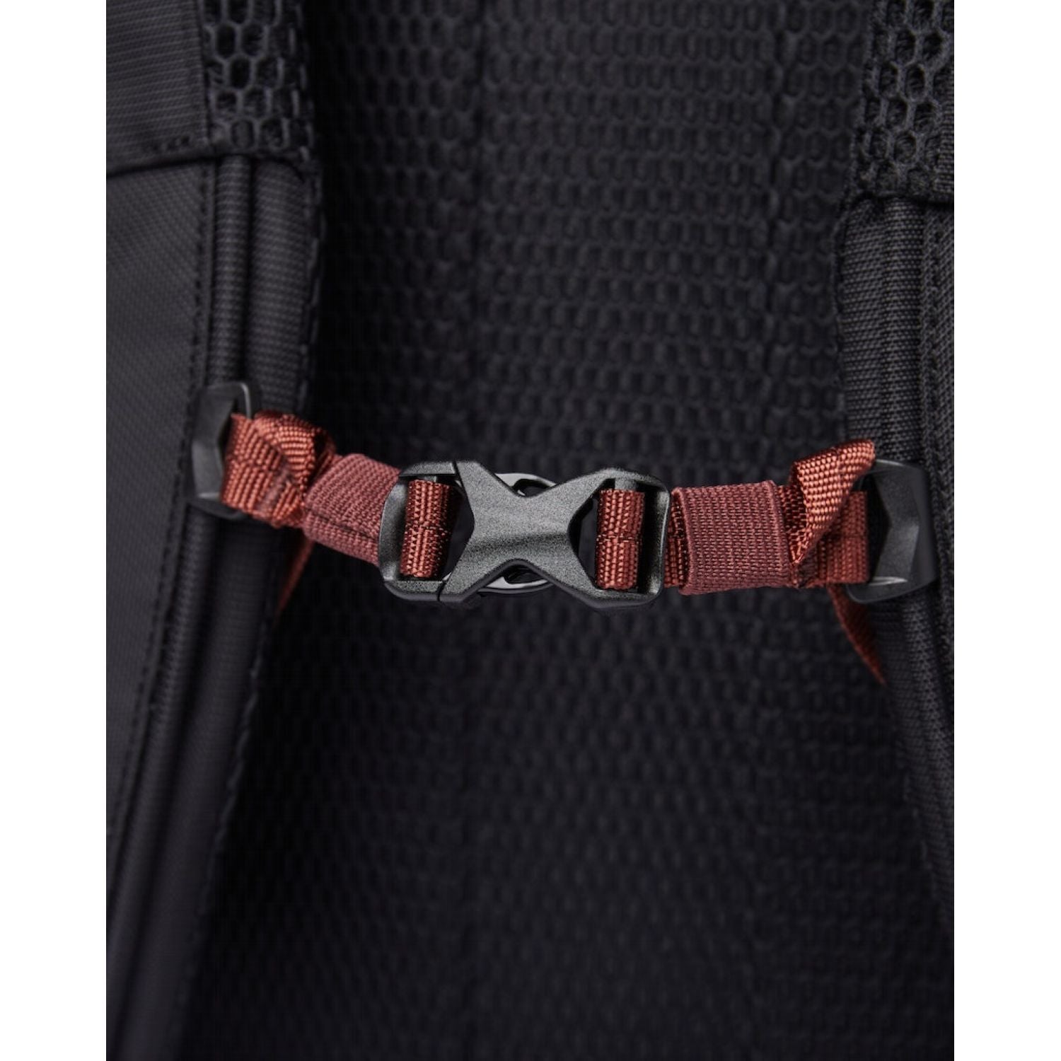 Sandqvist Valley Hike Backpack - Black