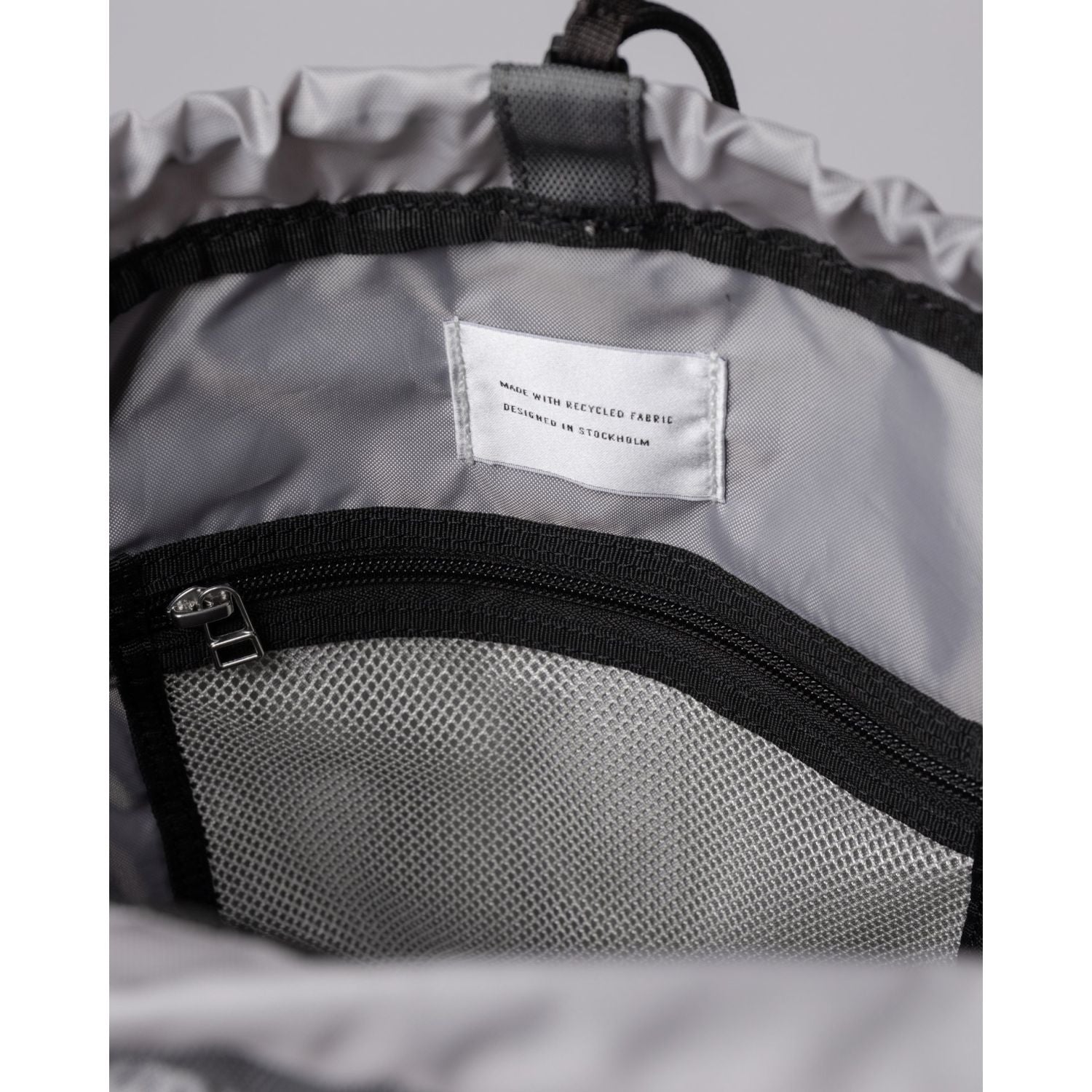 Sandqvist Walter Backpack - Multi Dark