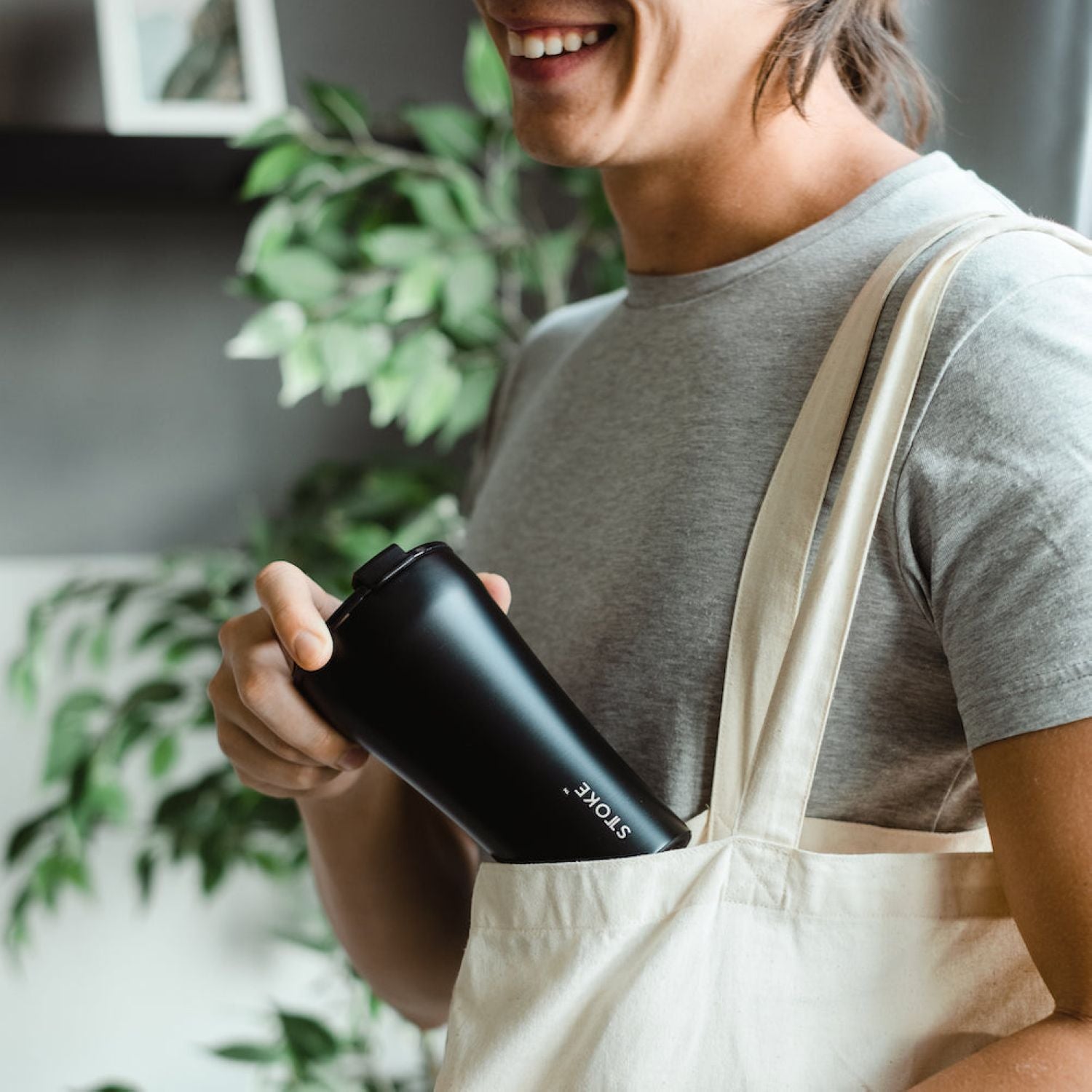 STTOKE Limited Edition Leakproof Ceramic Insulated Cup 12oz - Magnetic Blue