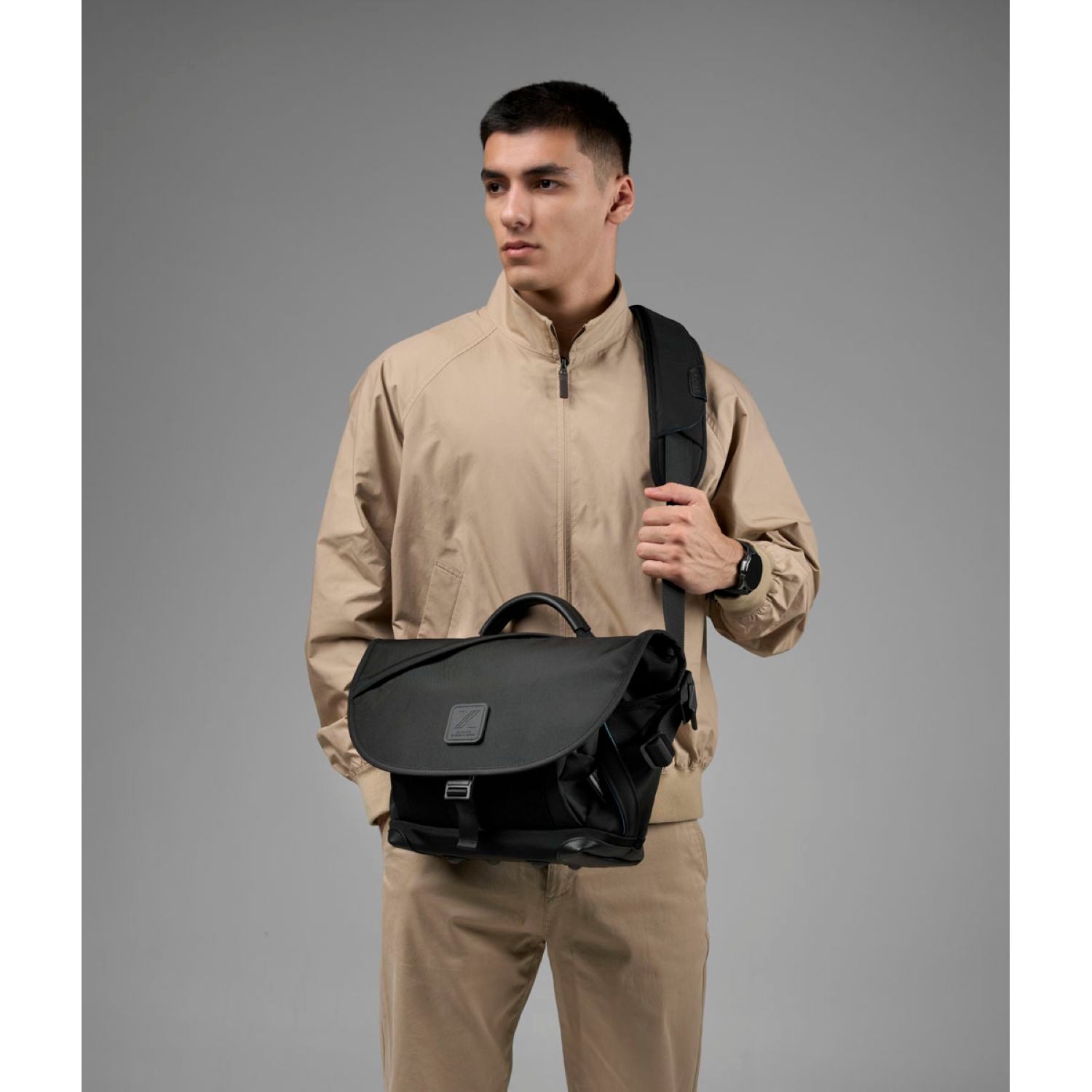 [PRE-ORDER] ALPAKA 7Ven Messenger Decade Edition 14" Ballastic Nylon 840D Bag (Black)