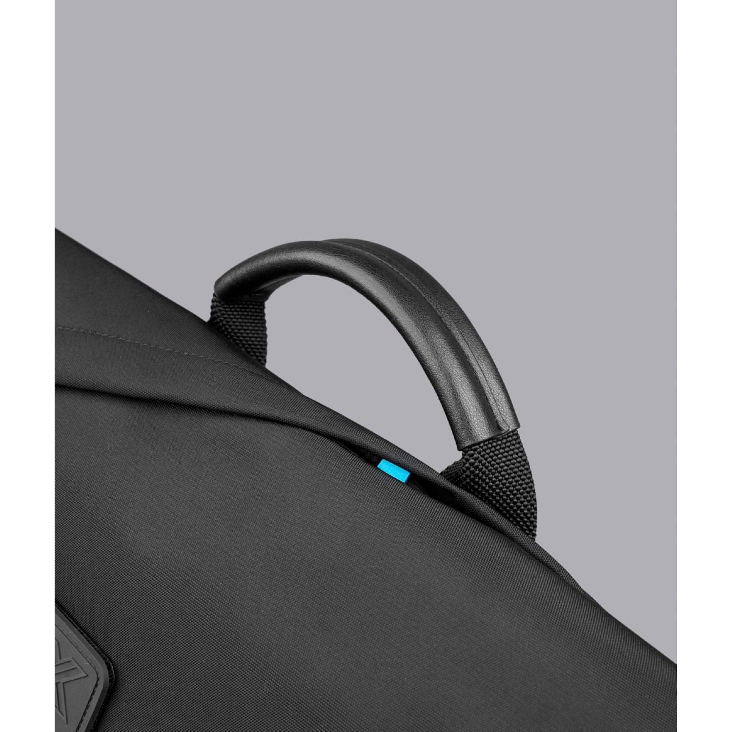 [PRE-ORDER] ALPAKA 7Ven Messenger Decade Edition 16" Ballastic Nylon 840D Bag (Black)
