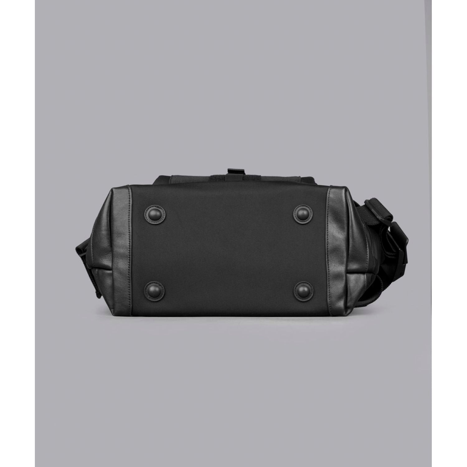[PRE-ORDER] ALPAKA 7Ven Messenger Decade Edition 16" Ballastic Nylon 840D Bag (Black)