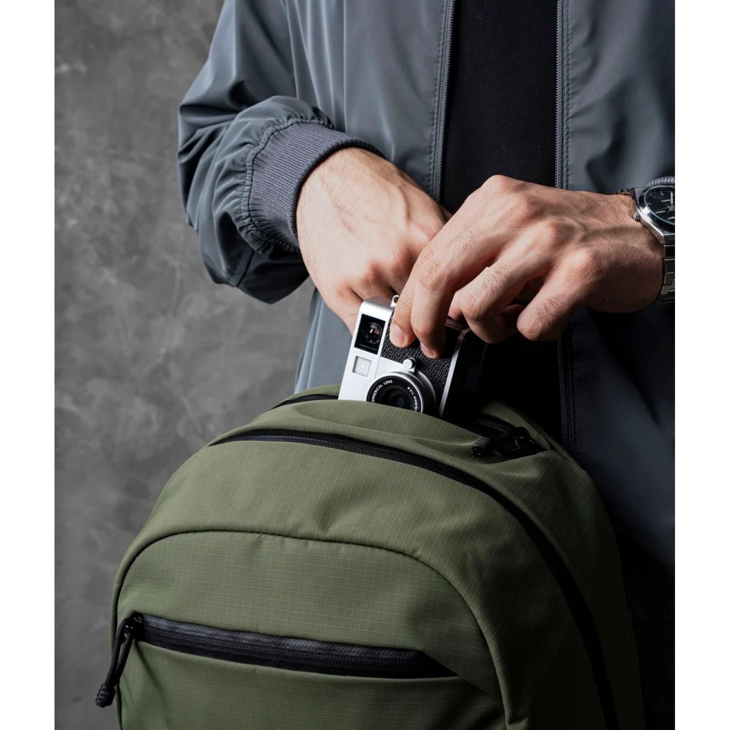 ALPAKA Aero Backpack Lite Axoflux 210D 16L (Green)