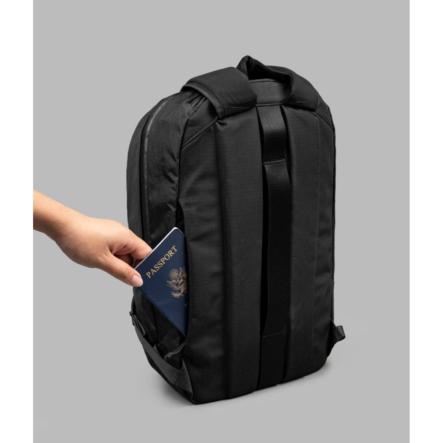 ALPAKA Aero Backpack Lite X-Pac VX21 16L (Black)