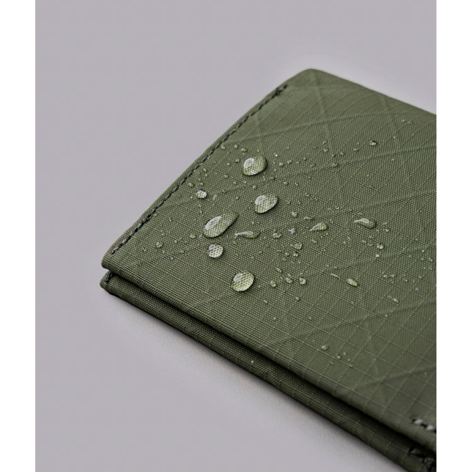 ALPAKA ARK Bifold Coin Wallet Axogrid 210D (Green)