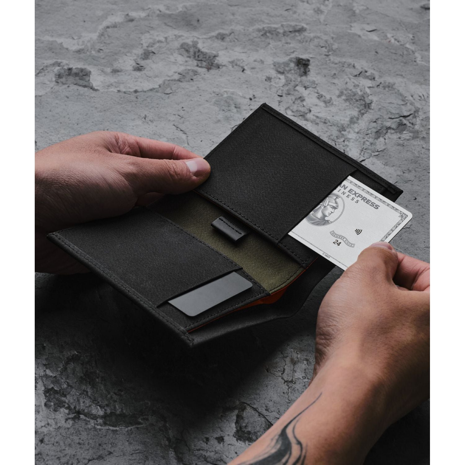 ALPAKA Bifold Cash Wallet Axoflux 300D (Army Green)