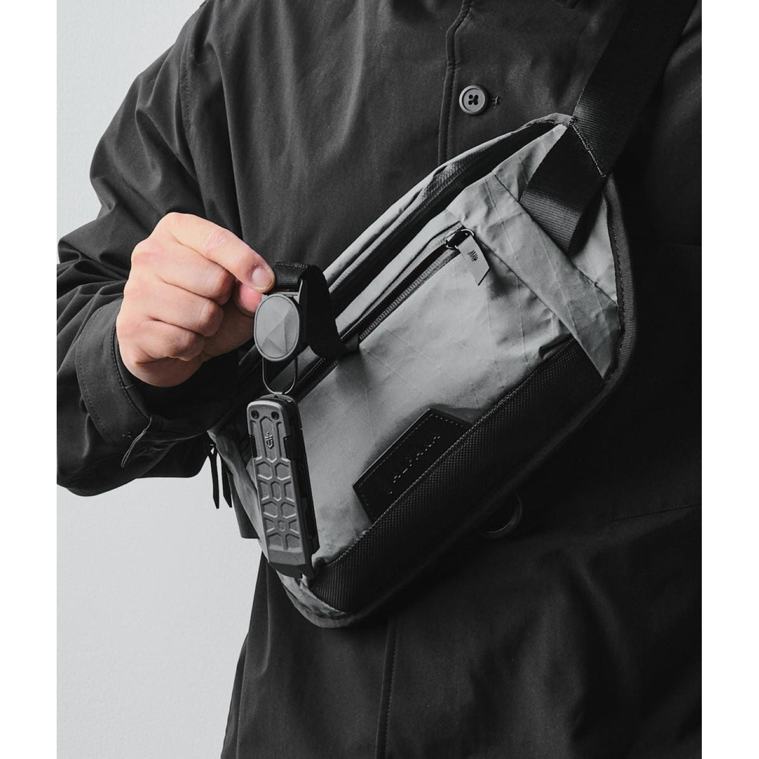 ALPAKA Bravo Sling Mini V2 X-Pac VX21 (Slated Grey)