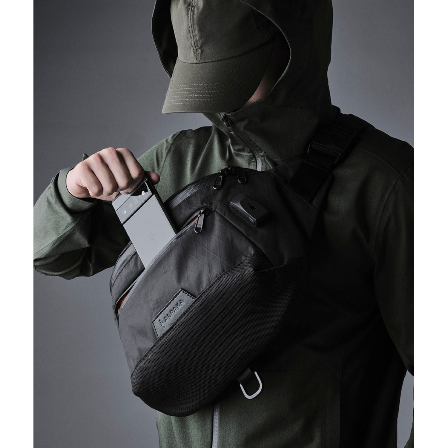 ALPAKA Bravo X Sling V2 X-Pac VX42 (Black)