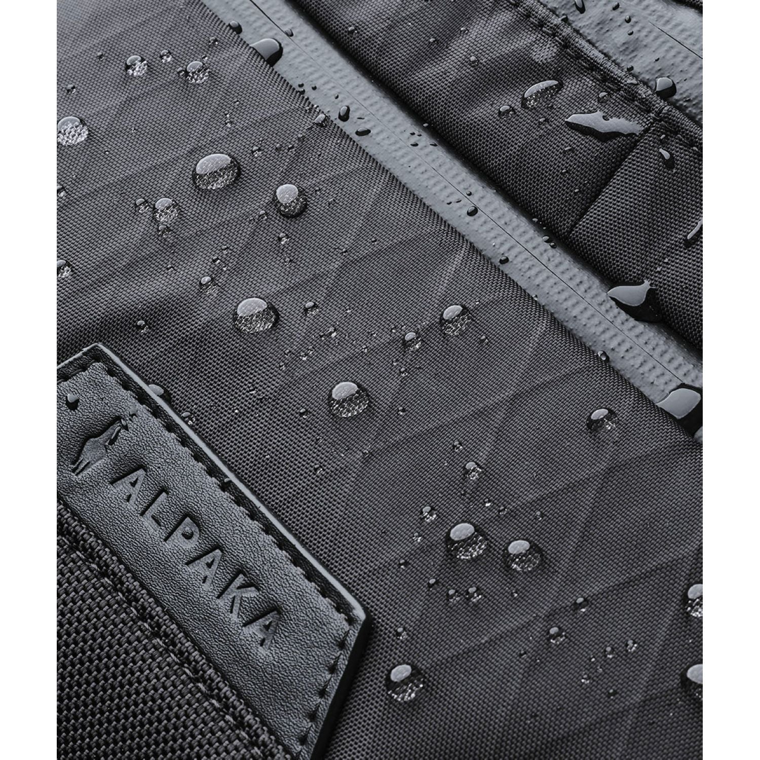 ALPAKA Bravo X Sling V2 X-Pac VX42 (Black)