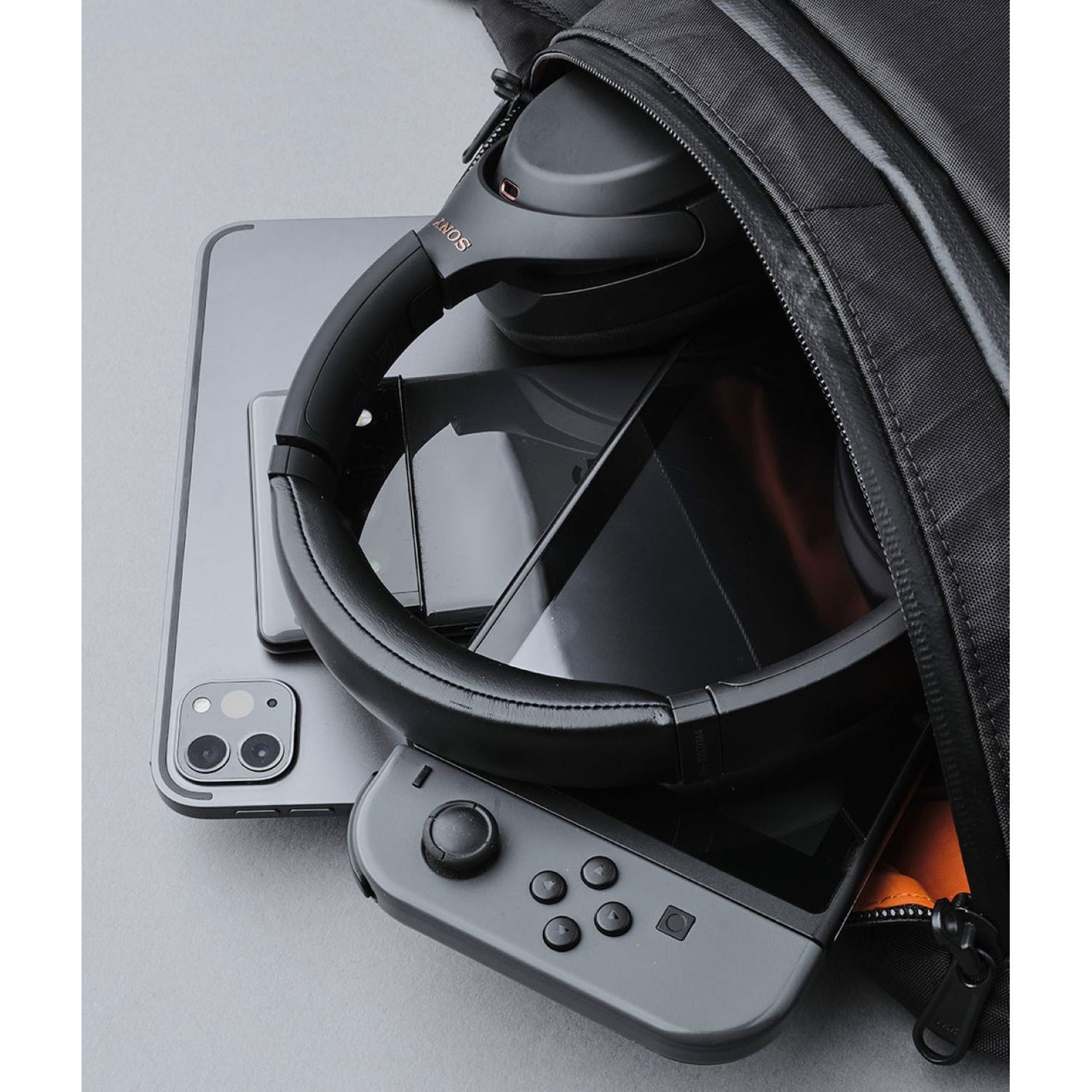 ALPAKA Bravo X Sling V2 X-Pac VX42 (Black)