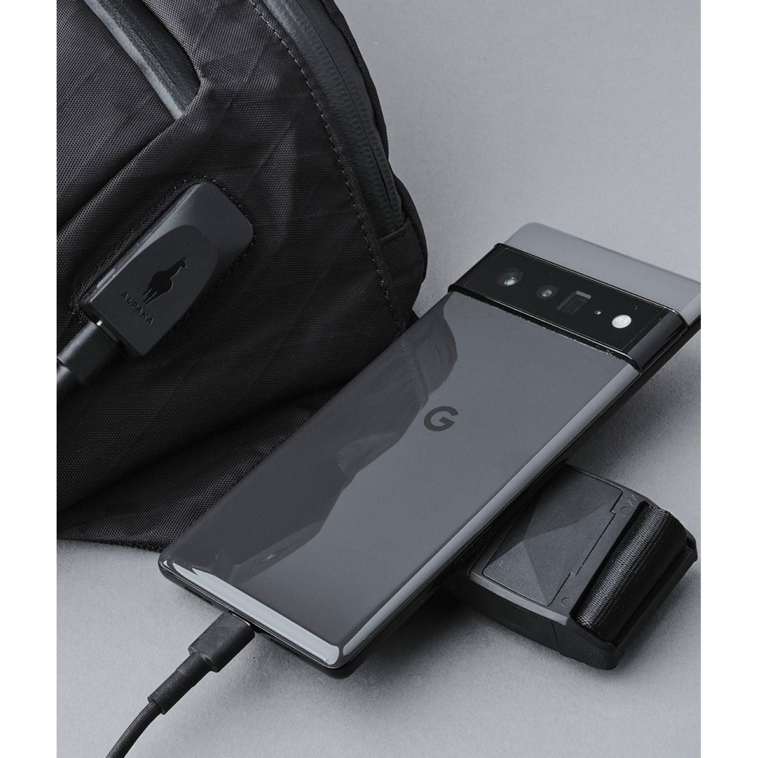 ALPAKA Bravo X Sling V2 X-Pac VX42 (Black)