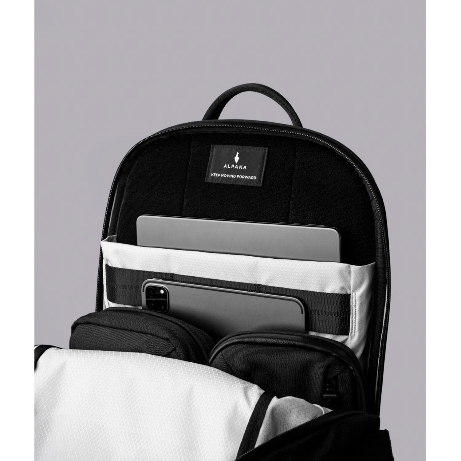 ALPAKA Elements Backpack Pro Axoflux 400D (Black)