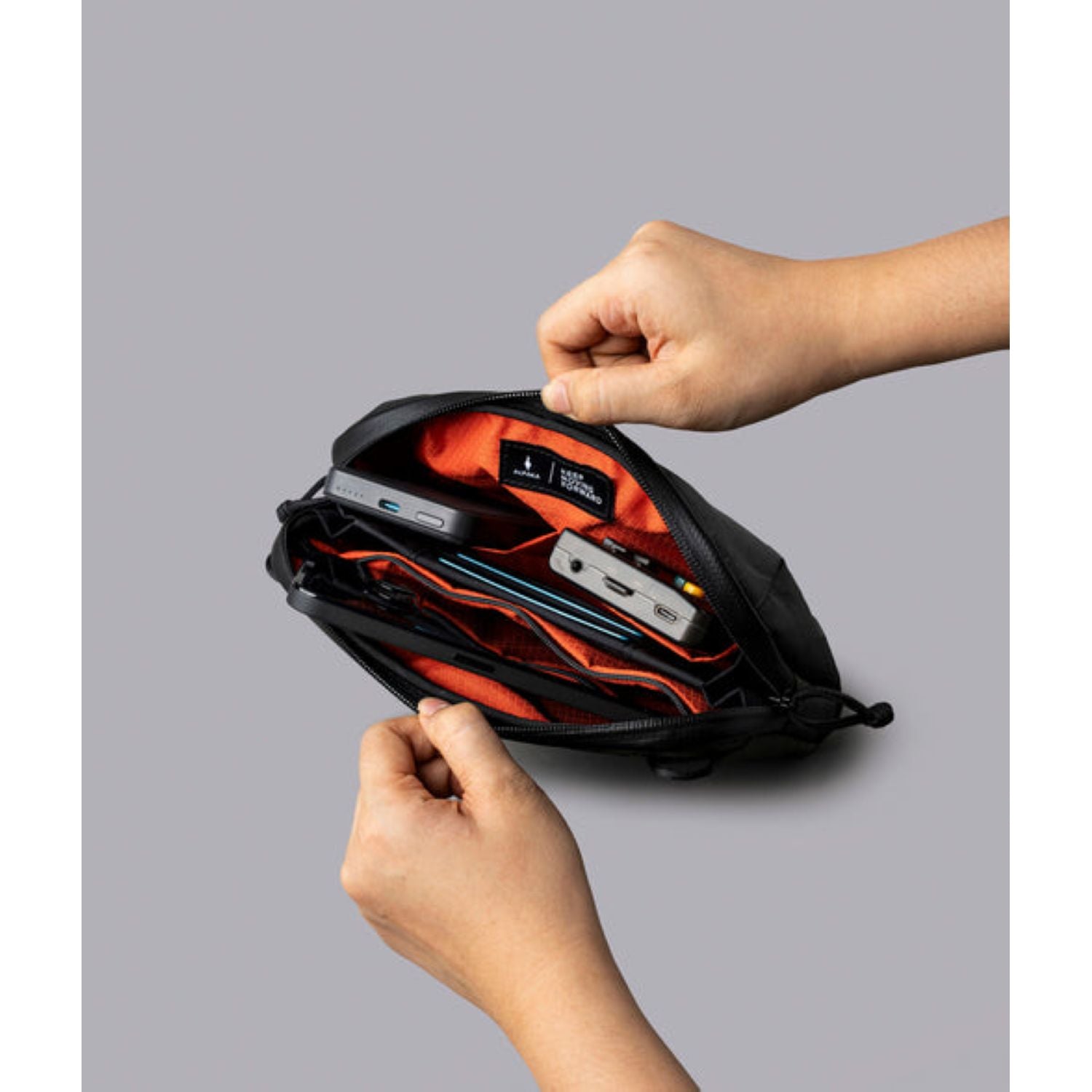 ALPAKA Flight Pouch Pro X-Pac X-42 (Black)