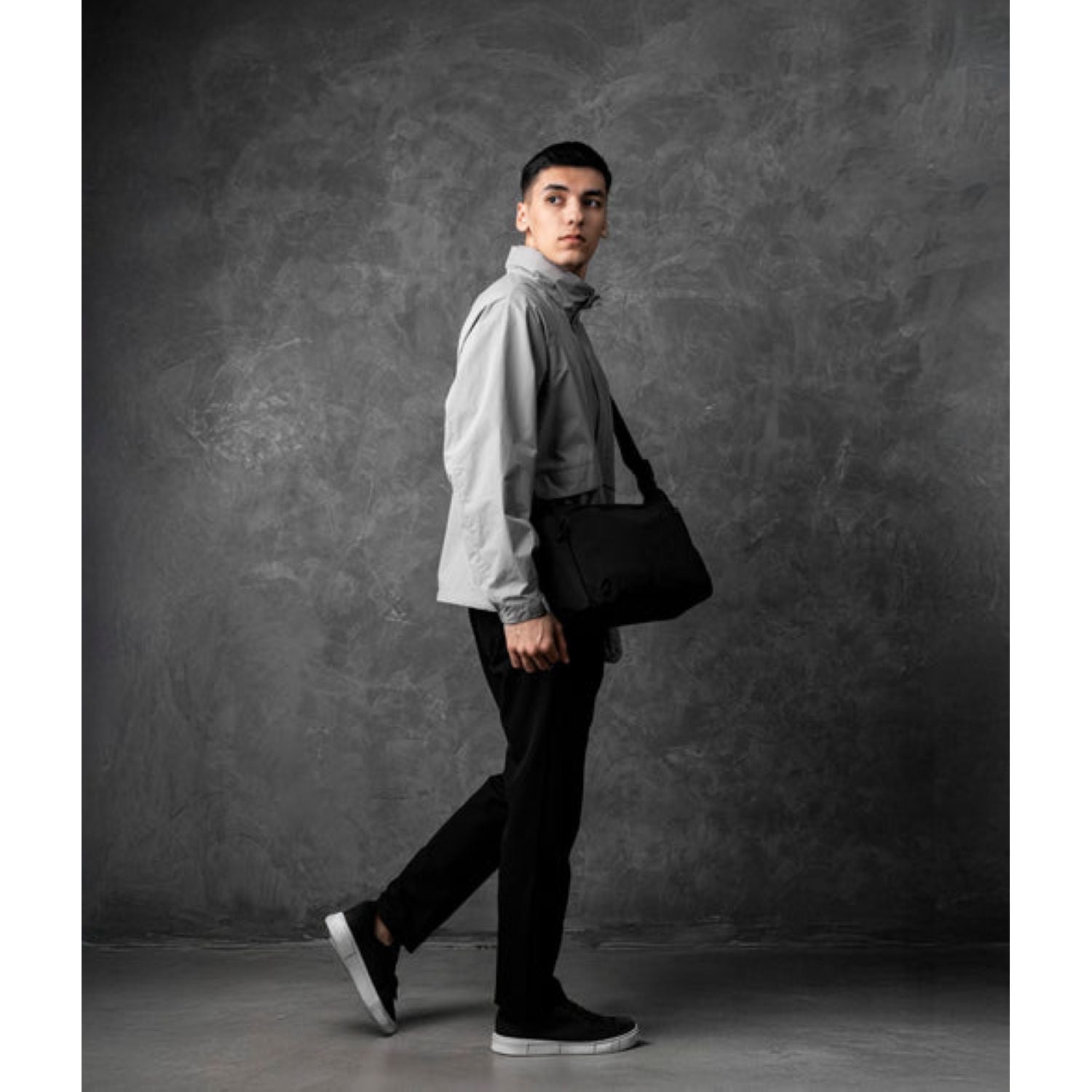 ALPAKA Flight Satchel Axoflux 210D (Black)