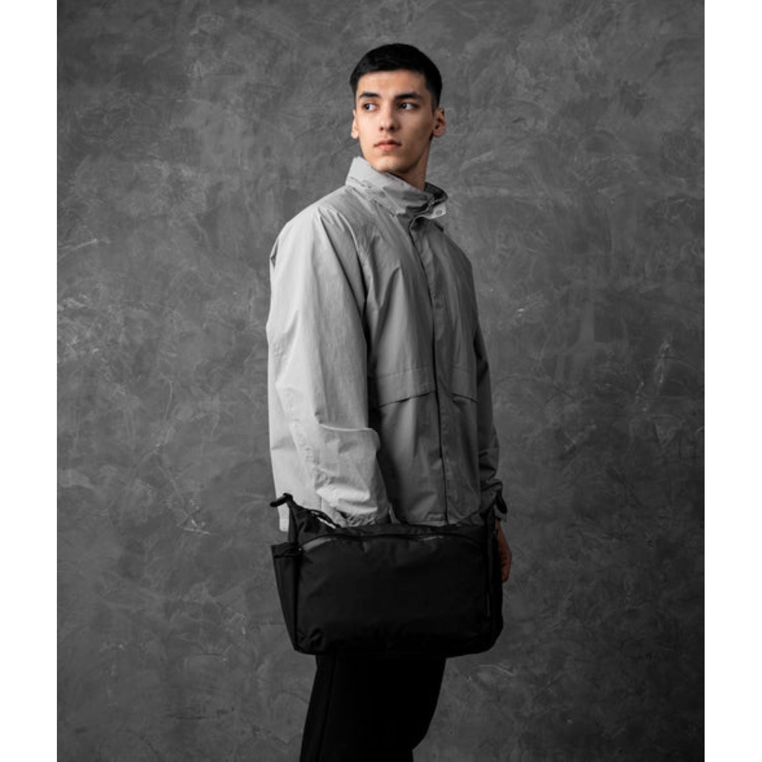 ALPAKA Flight Satchel Axoflux 210D (Black)