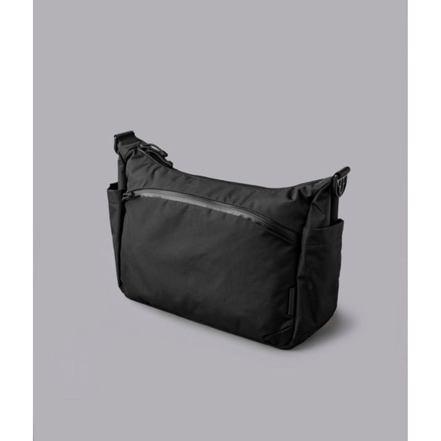 ALPAKA Flight Satchel Axoflux 210D (Black)