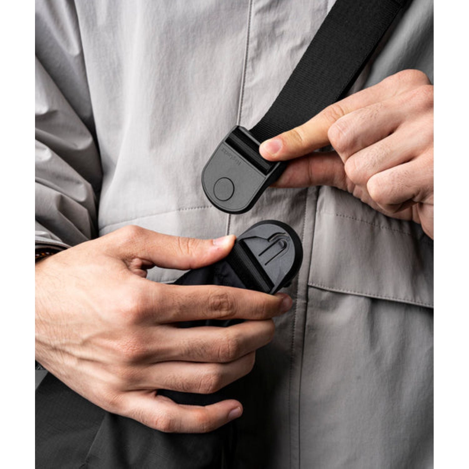 ALPAKA Flight Satchel Axoflux 210D (Black)