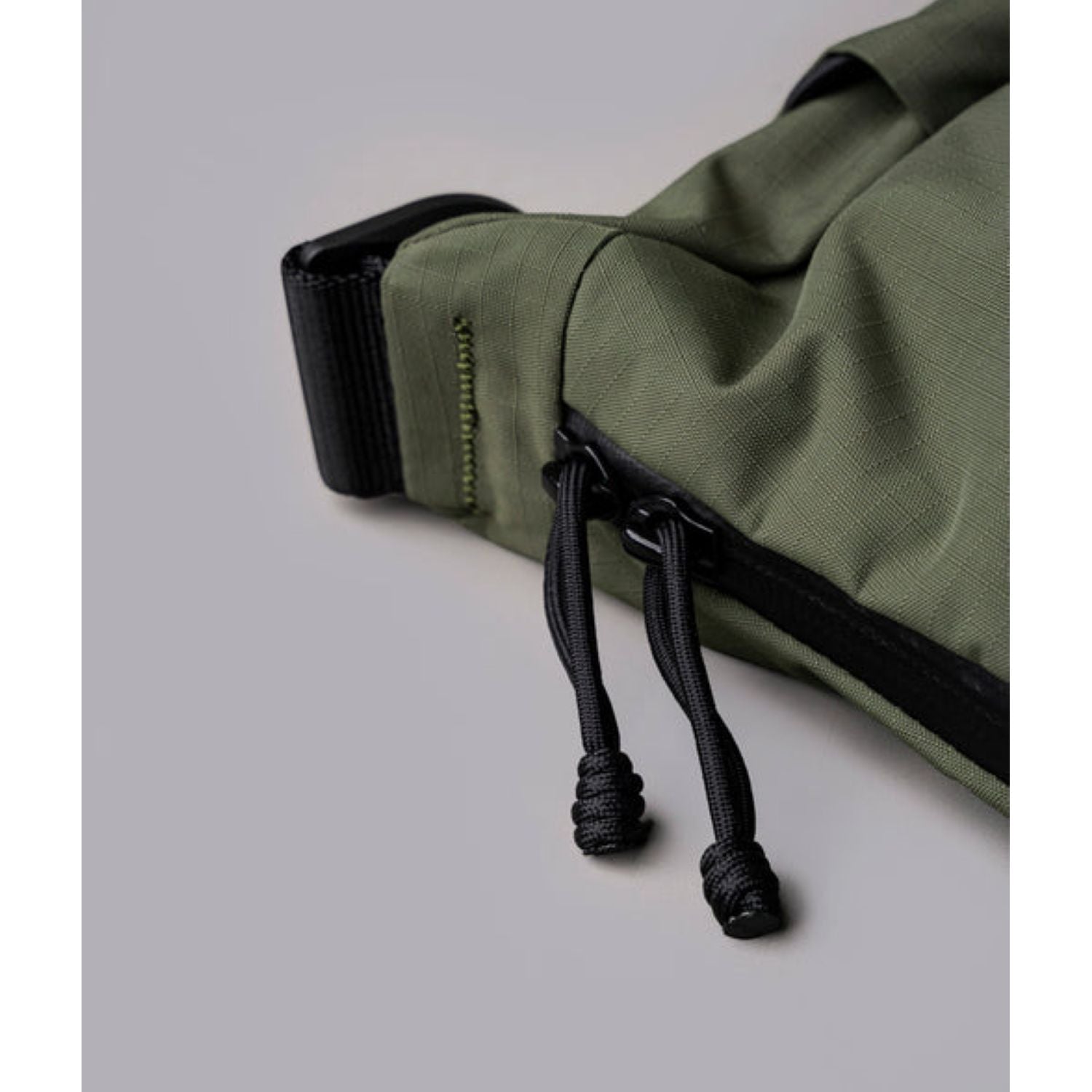 ALPAKA Flight Satchel Axoflux 210D (Green)