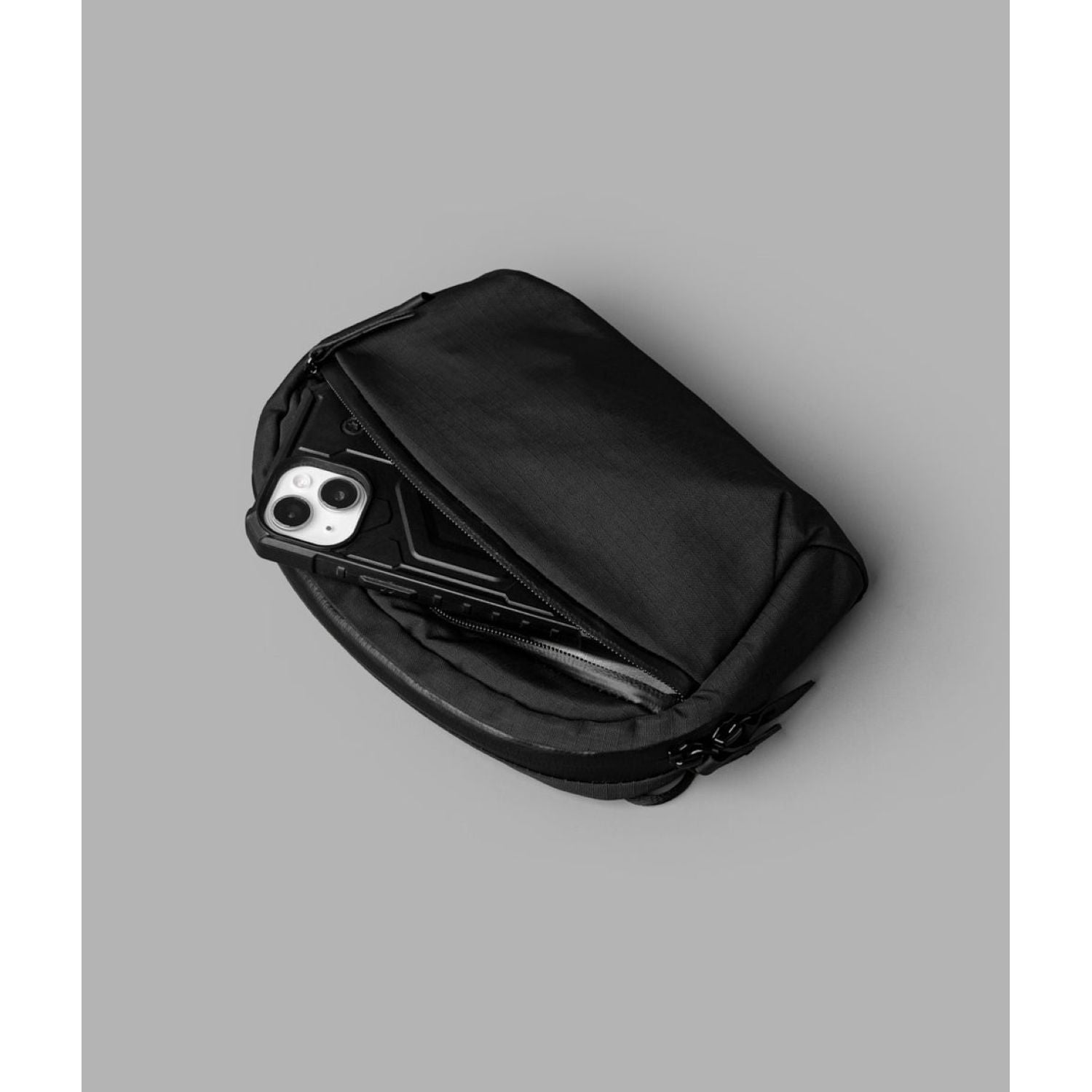 ALPAKA Flight Sling 1L Axoflux 210D (Black)