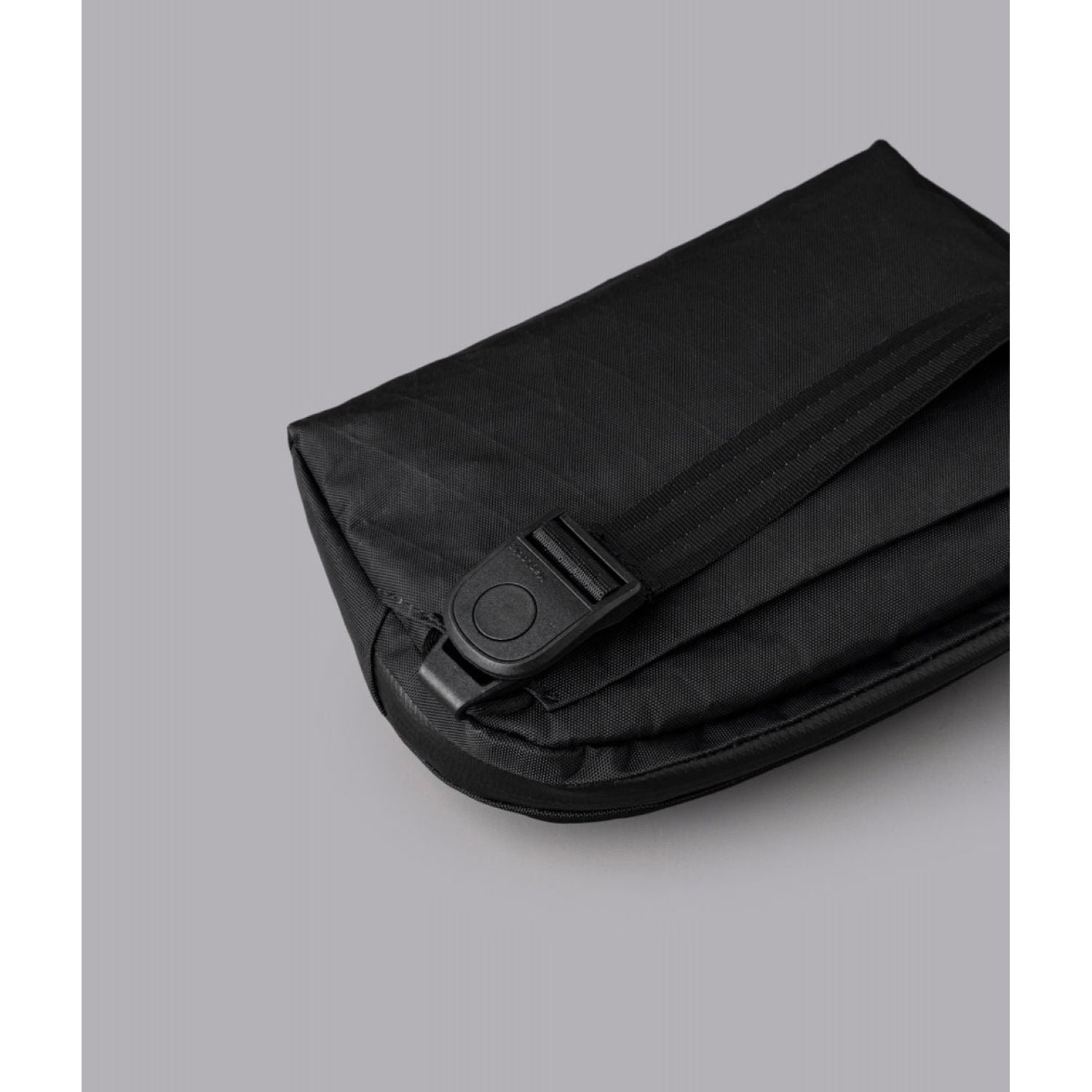 ALPAKA Flight Sling 1L X-Pac VX42 (Black)