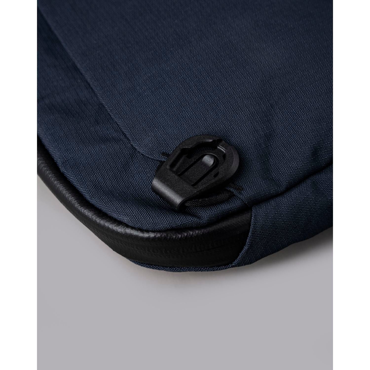 ALPAKA Flight Sling Axoflux 400D (Moonlight Blue/Gray)