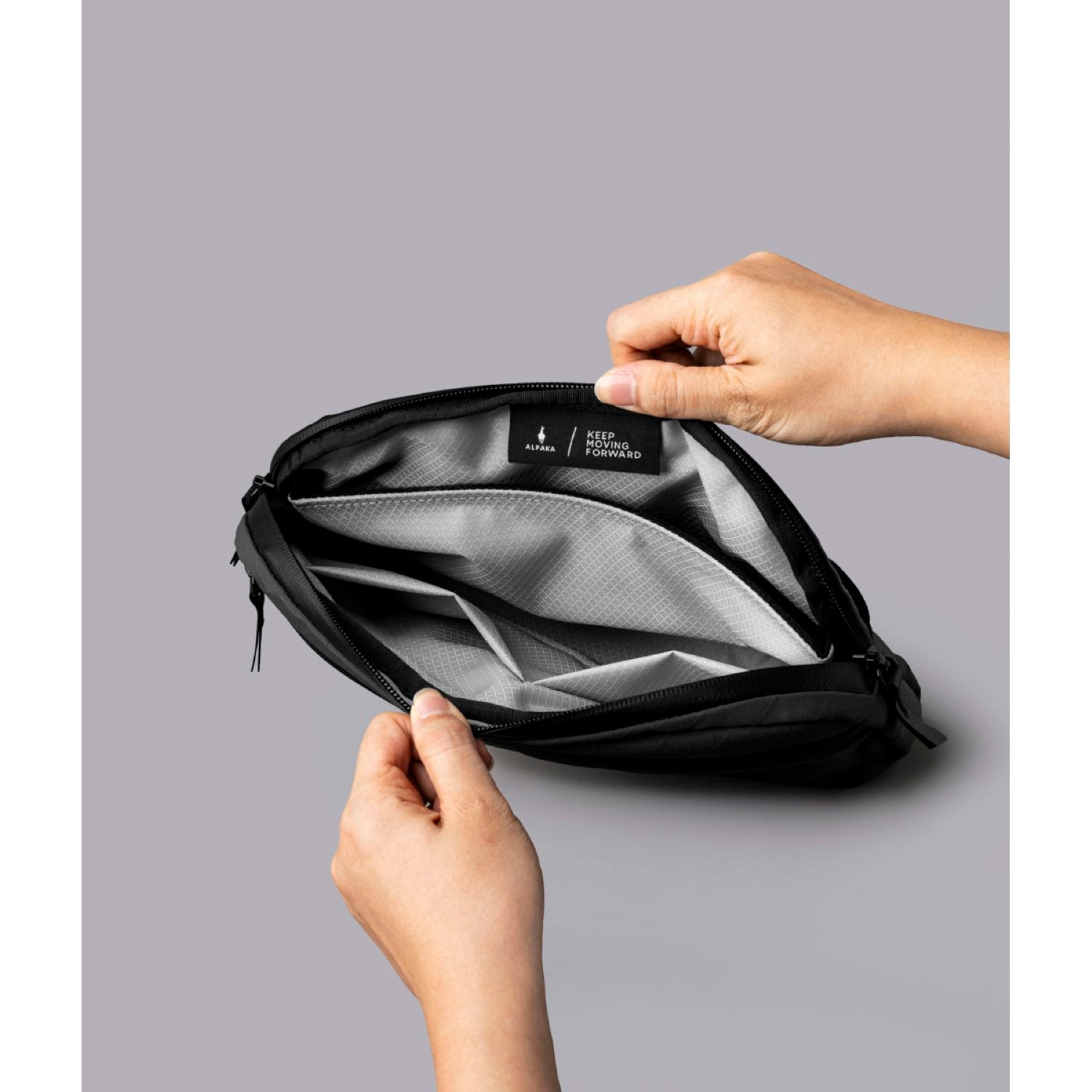 ALPAKA Flight Sling Axogrid 210D (Black)